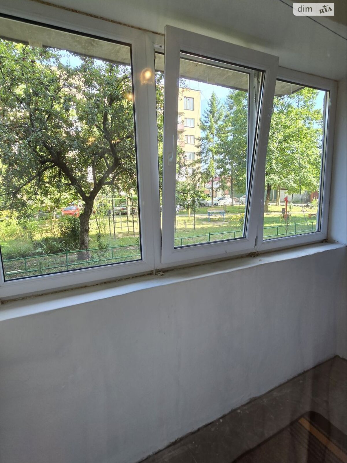 Продажа трехкомнатной квартиры в Ужгороде, на ул. Лермонтова 5А, район Центр фото 1 Продажа трехкомнатной квартиры в Ужгороде, на ул. Лермонтова 5А, район Центр фото 1