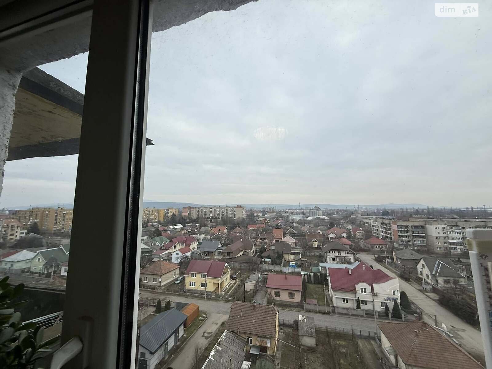 Продажа трехкомнатной квартиры в Ужгороде, на ул. Минайская, район Центр фото 1 Продажа трехкомнатной квартиры в Ужгороде, на ул. Минайская, район Центр фото 1