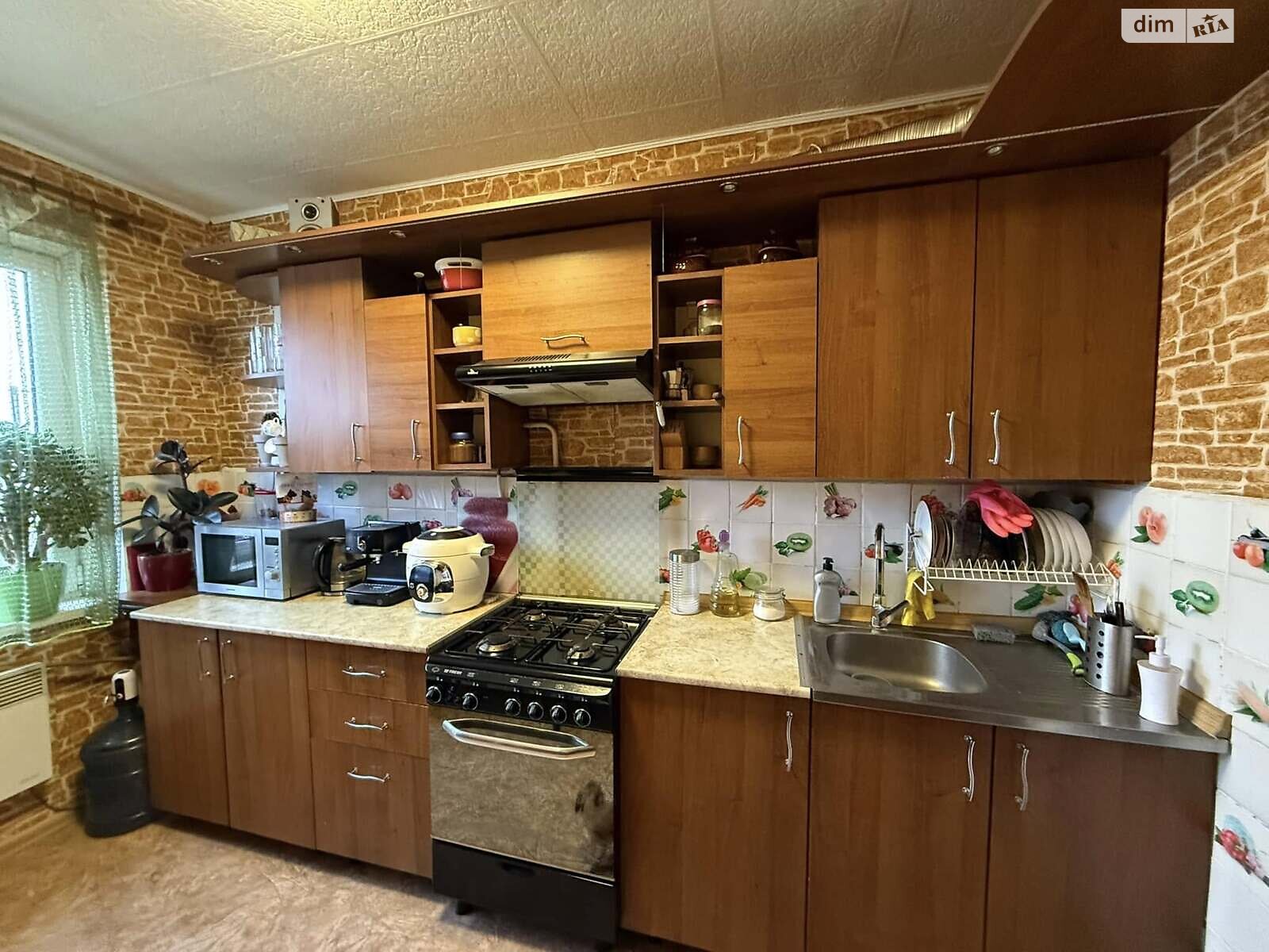 Продажа трехкомнатной квартиры в Ужгороде, на ул. Минайская, район Центр фото 1 Продажа трехкомнатной квартиры в Ужгороде, на ул. Минайская, район Центр фото 1