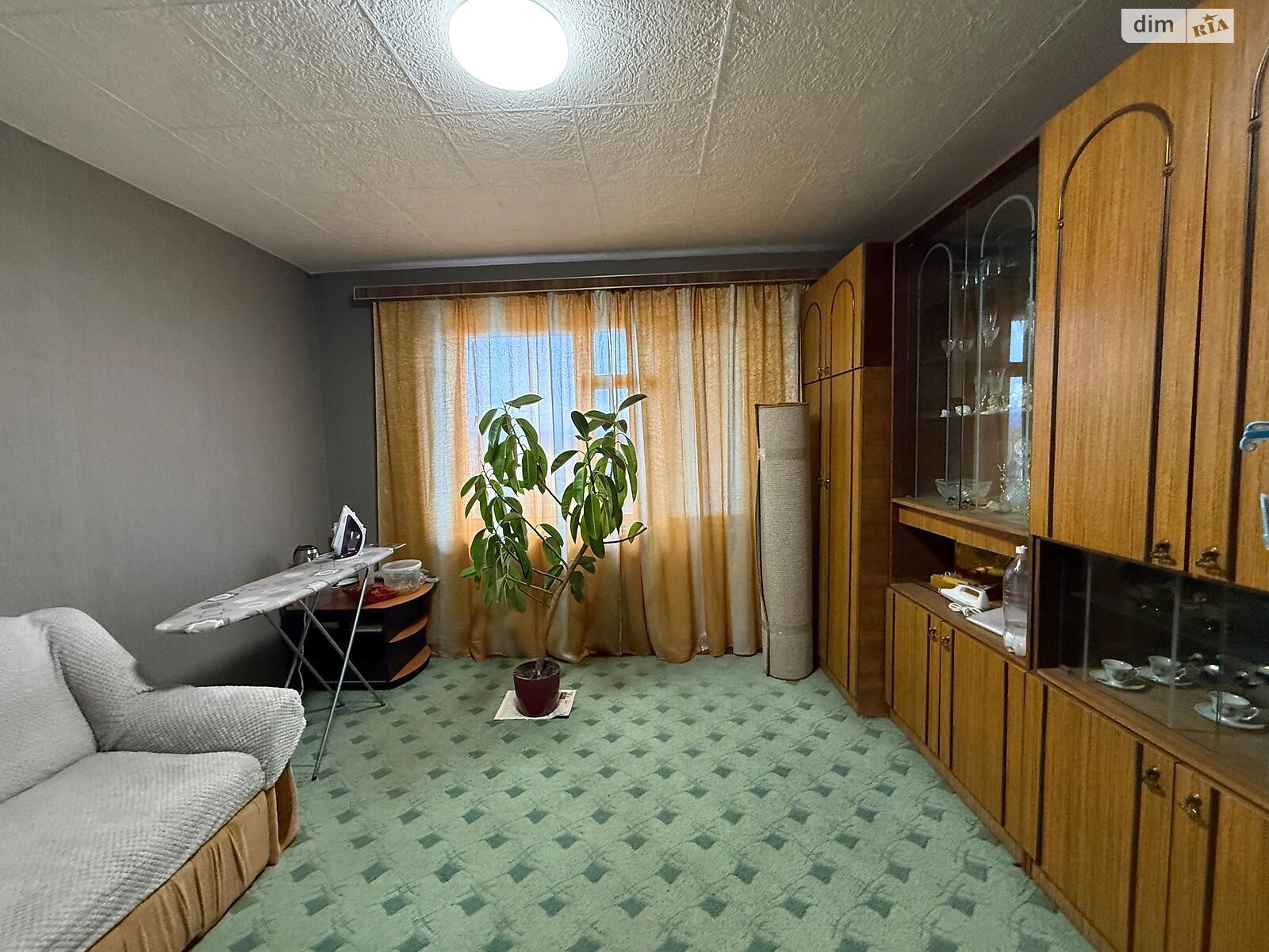 Продажа трехкомнатной квартиры в Ужгороде, на ул. Минайская, район Центр фото 1 Продажа трехкомнатной квартиры в Ужгороде, на ул. Минайская, район Центр фото 1