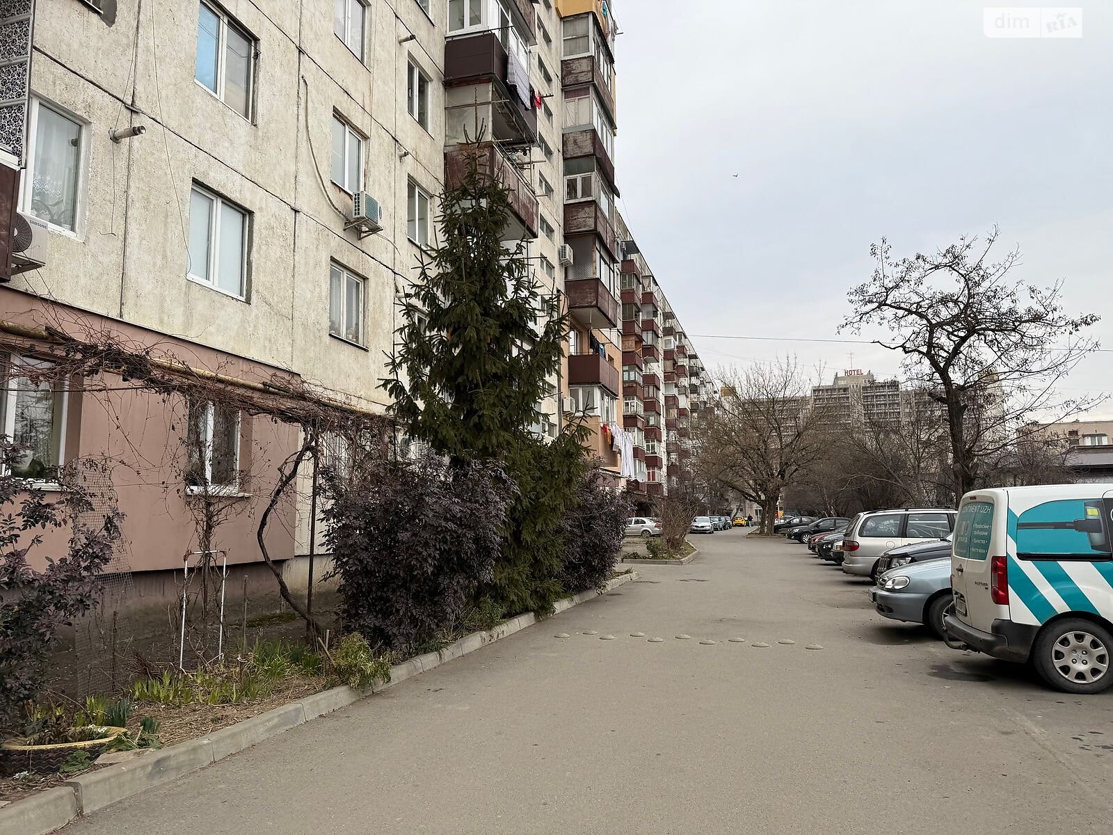 Продажа трехкомнатной квартиры в Ужгороде, на ул. Минайская, район Центр фото 1 Продажа трехкомнатной квартиры в Ужгороде, на ул. Минайская, район Центр фото 1
