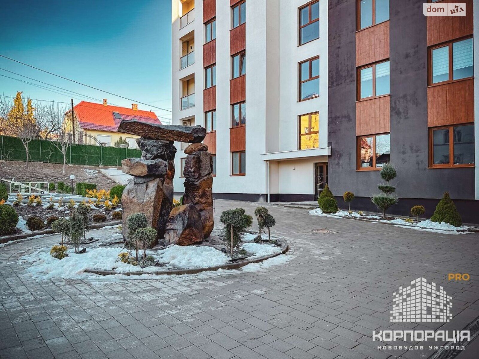 Продажа трехкомнатной квартиры в Ужгороде, на ул. Николая Амосова, район Центр фото 1
