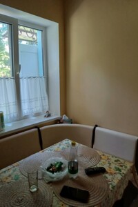 Продажа трехкомнатной квартиры в Ужгороде, на ул. Ольбрахта 8, район Центр фото 2
