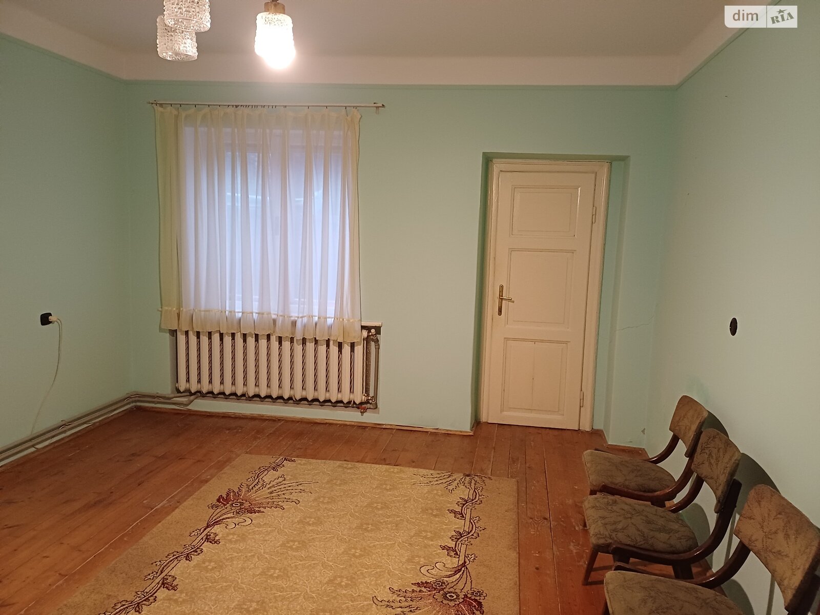 Продаж трикімнатної квартири в Ужгороді, на вул. Ольбрахта 8, район Центр фото 1 Продаж трикімнатної квартири в Ужгороді, на вул. Ольбрахта 8, район Центр фото 1