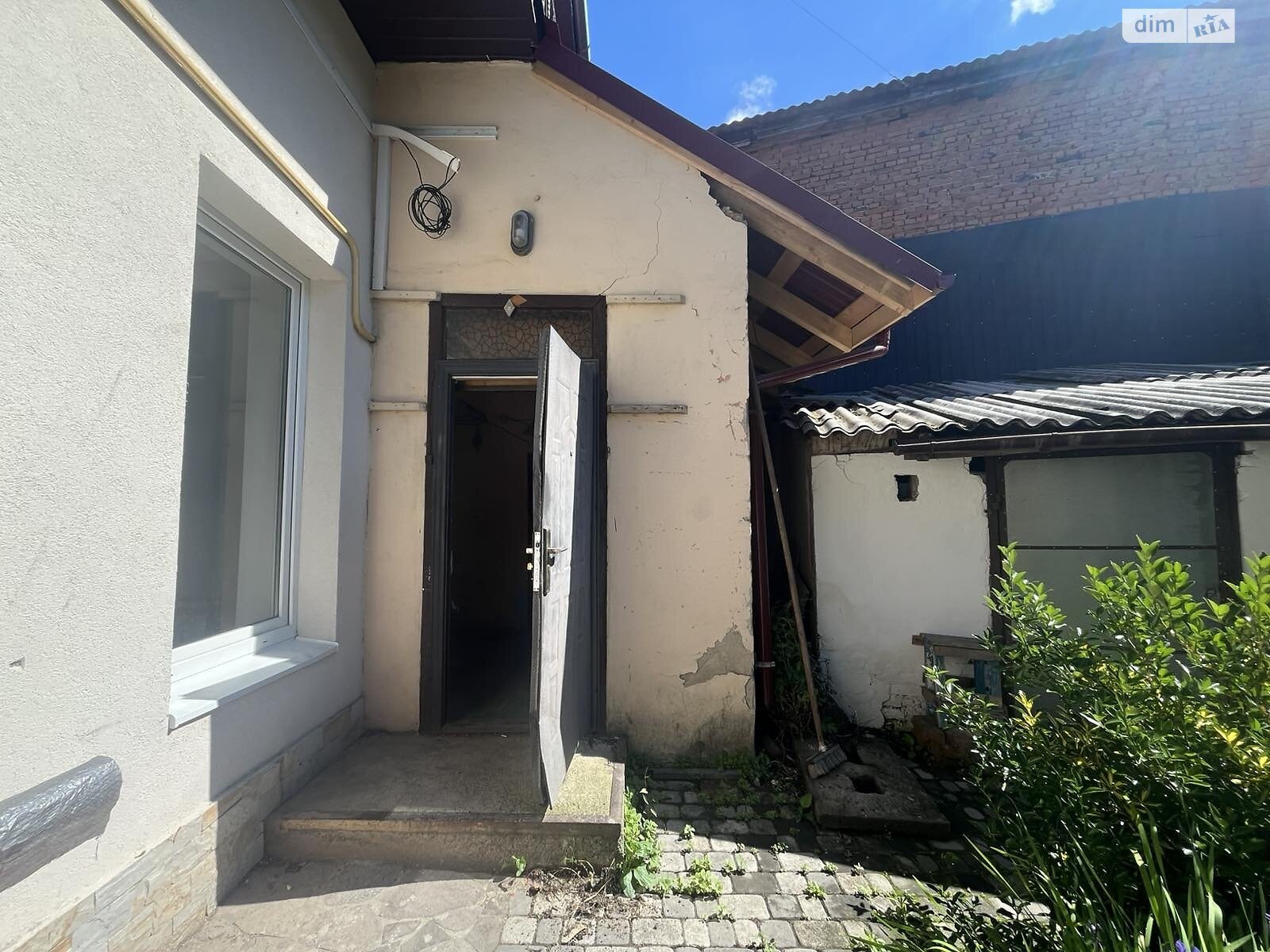 Продаж однокімнатної квартири в Ужгороді, на вул. Підгірна, район Центр фото 1 Продаж однокімнатної квартири в Ужгороді, на вул. Підгірна, район Центр фото 1