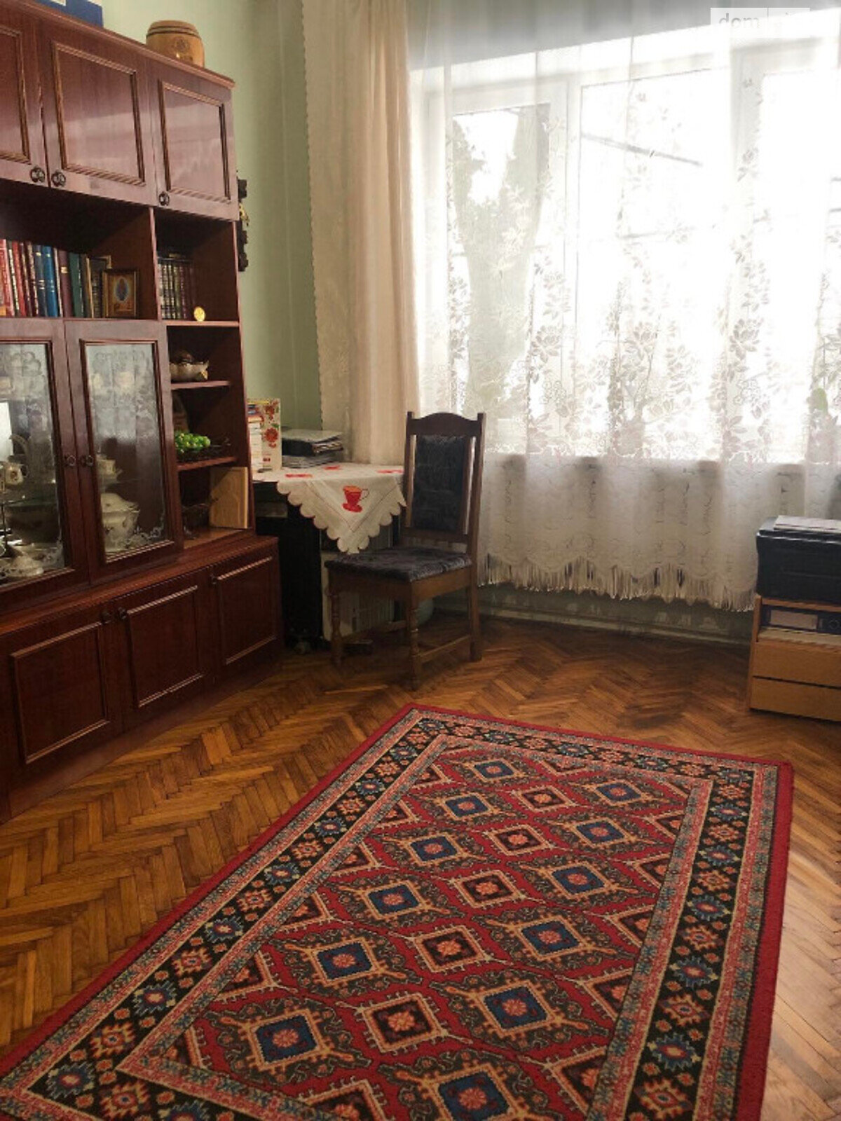 Продаж чотирикімнатної квартири в Ужгороді, на наб. Православна, район Центр фото 1