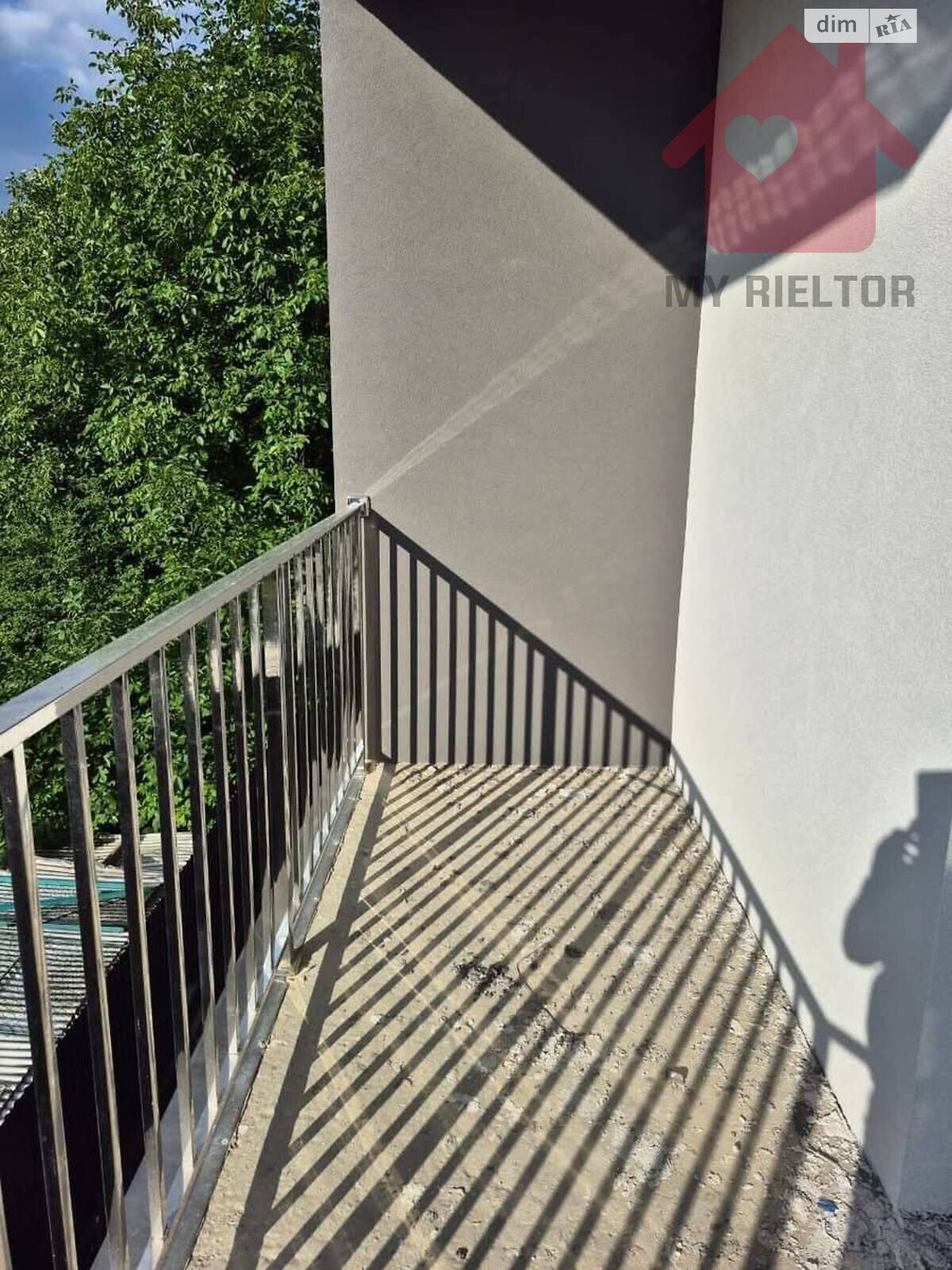 Продажа однокомнатной квартиры в Ужгороде, на ул. Русская 55, район Центр фото 1 Продажа однокомнатной квартиры в Ужгороде, на ул. Русская 55, район Центр фото 1