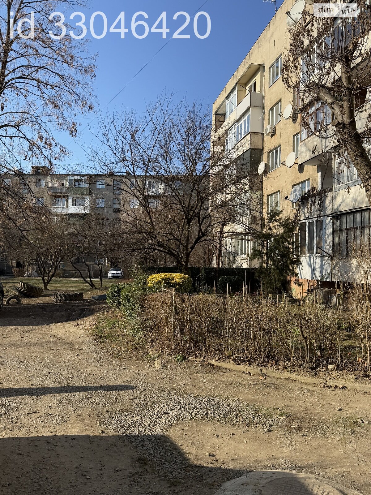 Продаж двокімнатної квартири в Ужгороді, на вул. Шумна 32, район Центр фото 1 Продаж двокімнатної квартири в Ужгороді, на вул. Шумна 32, район Центр фото 1