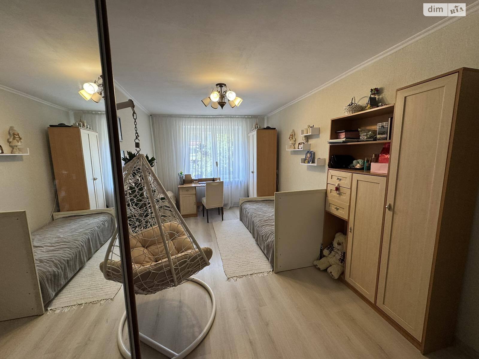Продажа трехкомнатной квартиры в Ужгороде, на ул. Швабская, район Центр фото 1 Продажа трехкомнатной квартиры в Ужгороде, на ул. Швабская, район Центр фото 1