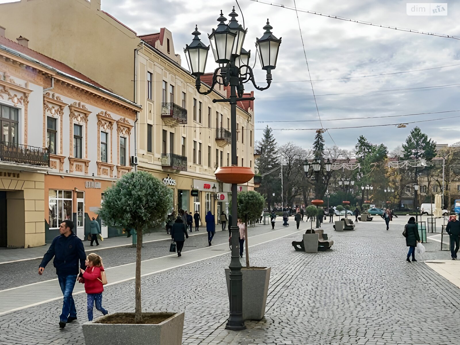 Продажа двухкомнатной квартиры в Ужгороде, на ул. Швабская, район Центр фото 1 Продажа двухкомнатной квартиры в Ужгороде, на ул. Швабская, район Центр фото 1