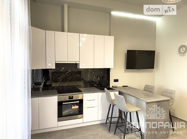 Продажа однокомнатной квартиры в Ужгороде, на наб. Славянская, район Центр фото 1 Продажа однокомнатной квартиры в Ужгороде, на наб. Славянская, район Центр фото 1