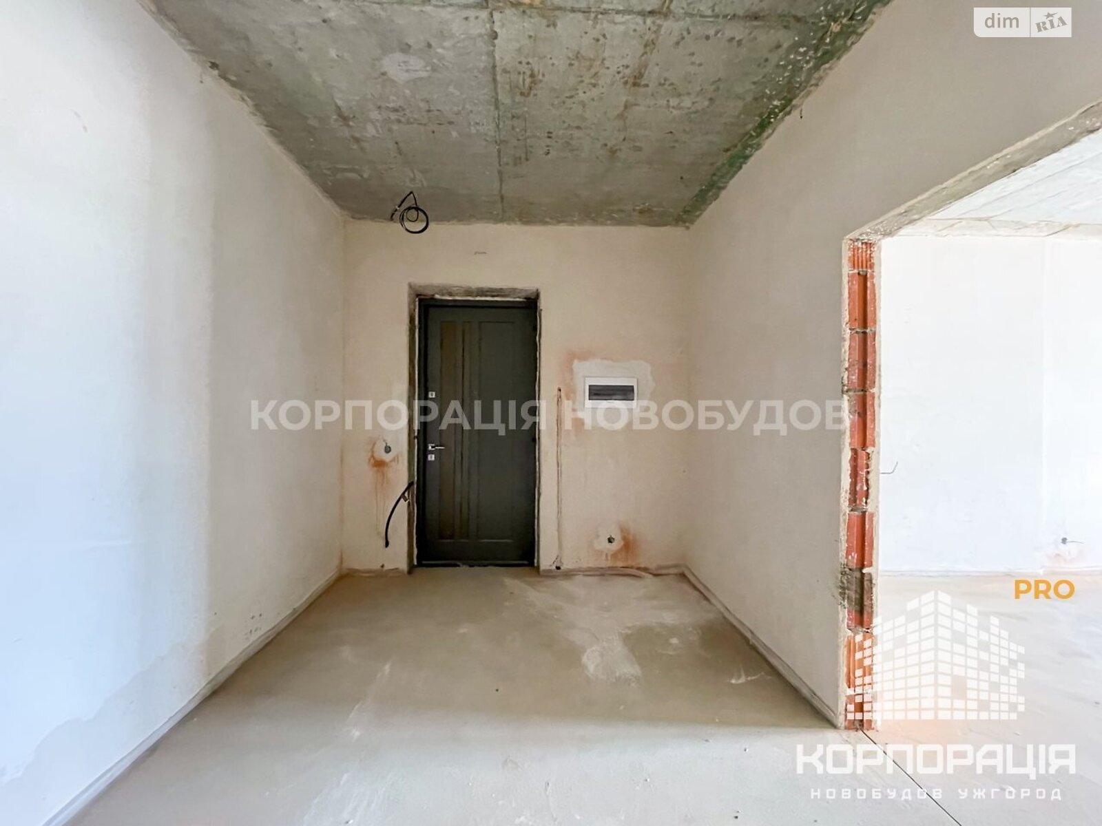 Продажа трехкомнатной квартиры в Ужгороде, на наб. Славянская 21А, район Центр фото 1