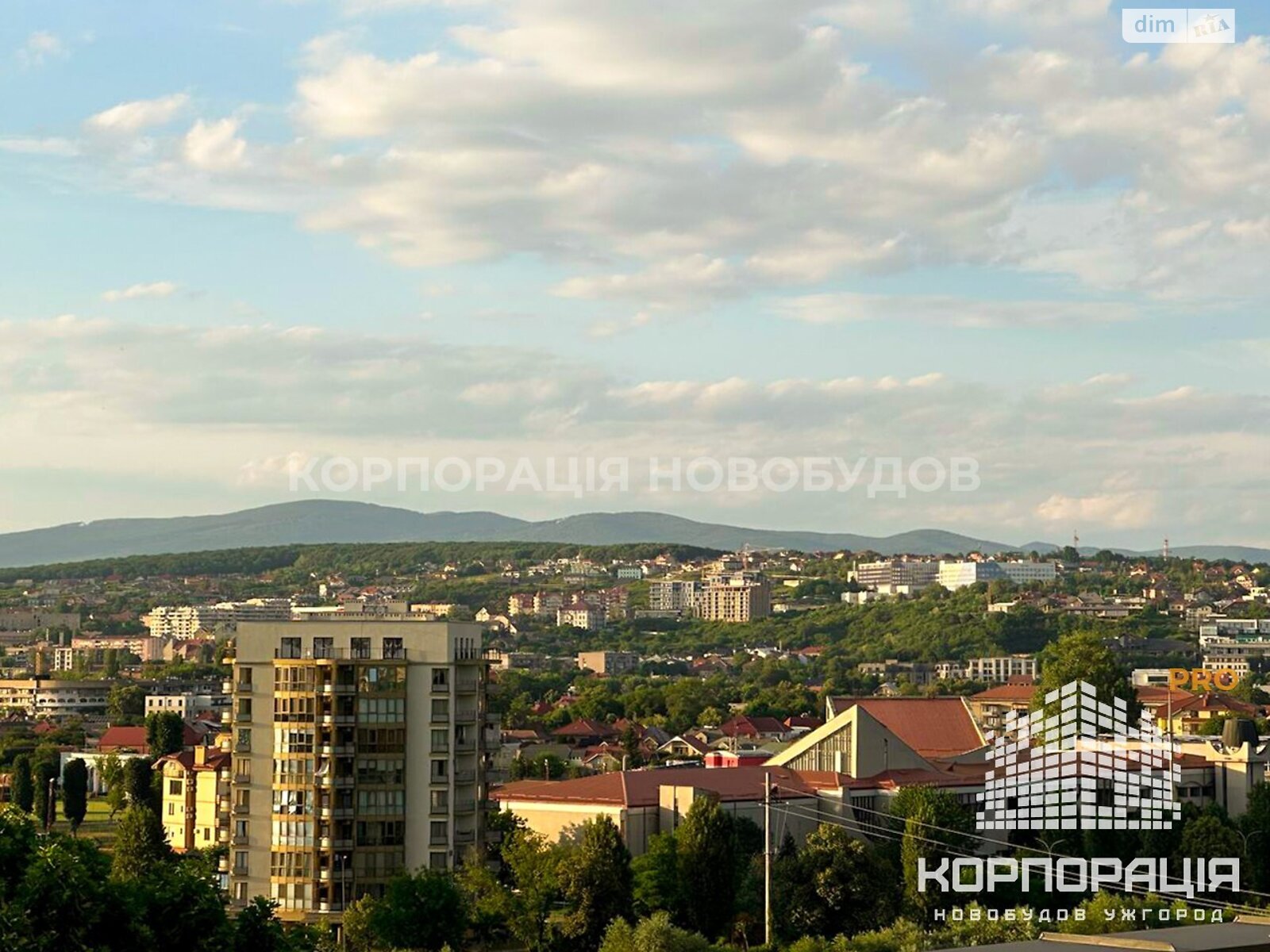 Продажа трехкомнатной квартиры в Ужгороде, на наб. Славянская 23А, район Центр фото 1 Продажа трехкомнатной квартиры в Ужгороде, на наб. Славянская 23А, район Центр фото 1