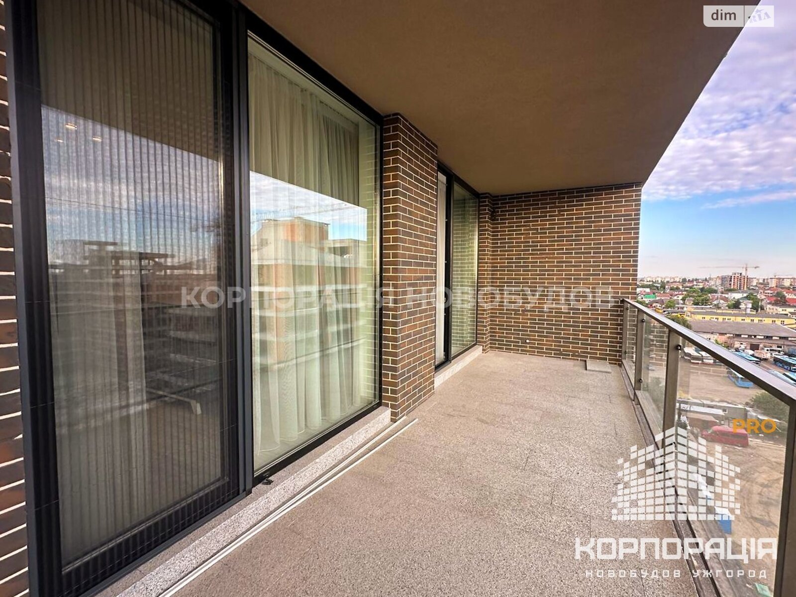 Продажа трехкомнатной квартиры в Ужгороде, на наб. Славянская 23А, район Центр фото 1 Продажа трехкомнатной квартиры в Ужгороде, на наб. Славянская 23А, район Центр фото 1