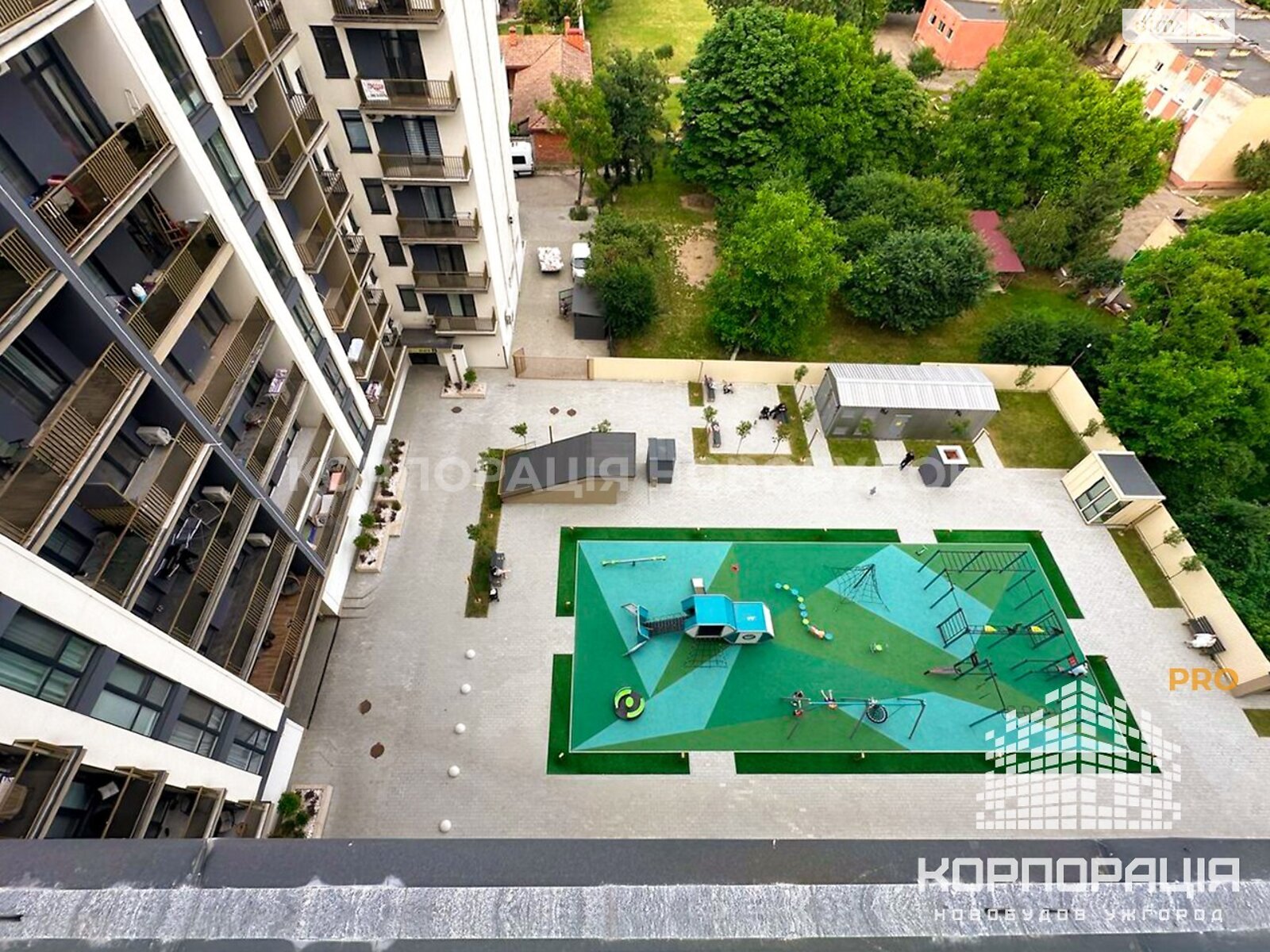 Продажа трехкомнатной квартиры в Ужгороде, на наб. Славянская 23А, район Центр фото 1 Продажа трехкомнатной квартиры в Ужгороде, на наб. Славянская 23А, район Центр фото 1