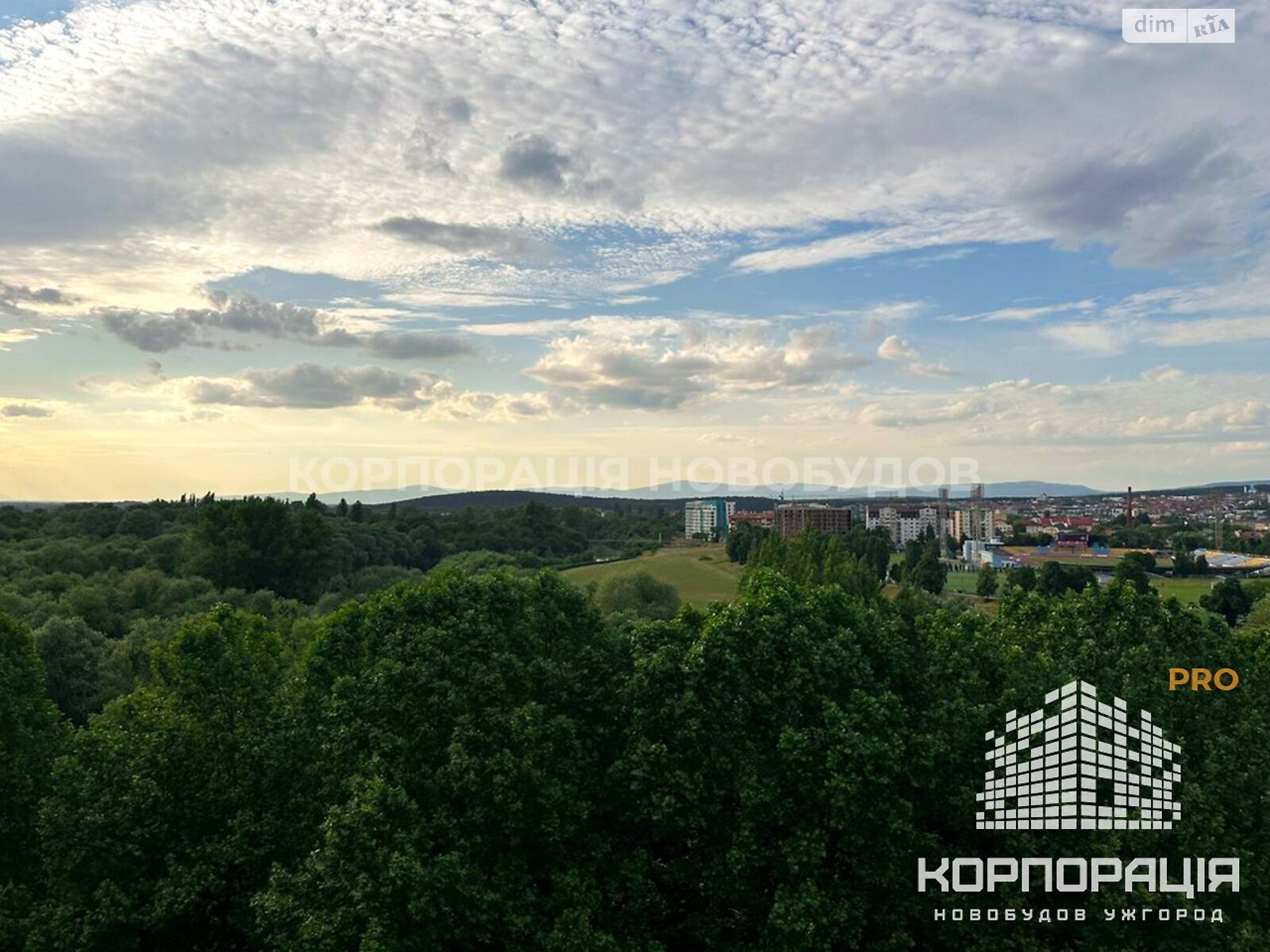 Продажа трехкомнатной квартиры в Ужгороде, на наб. Славянская 23А, район Центр фото 1 Продажа трехкомнатной квартиры в Ужгороде, на наб. Славянская 23А, район Центр фото 1