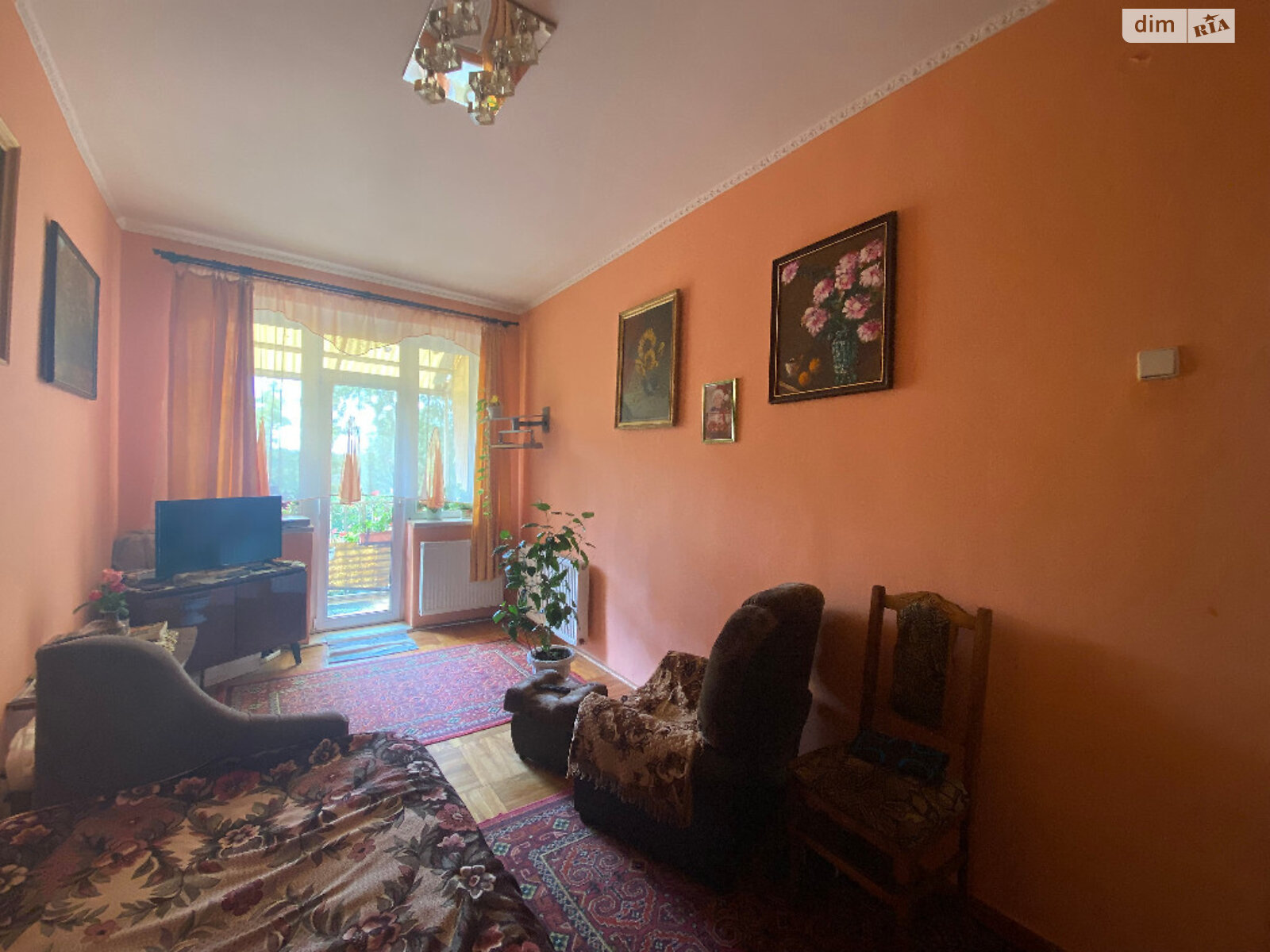 Продажа трехкомнатной квартиры в Ужгороде, на ул. Собранецкая, район Центр фото 1