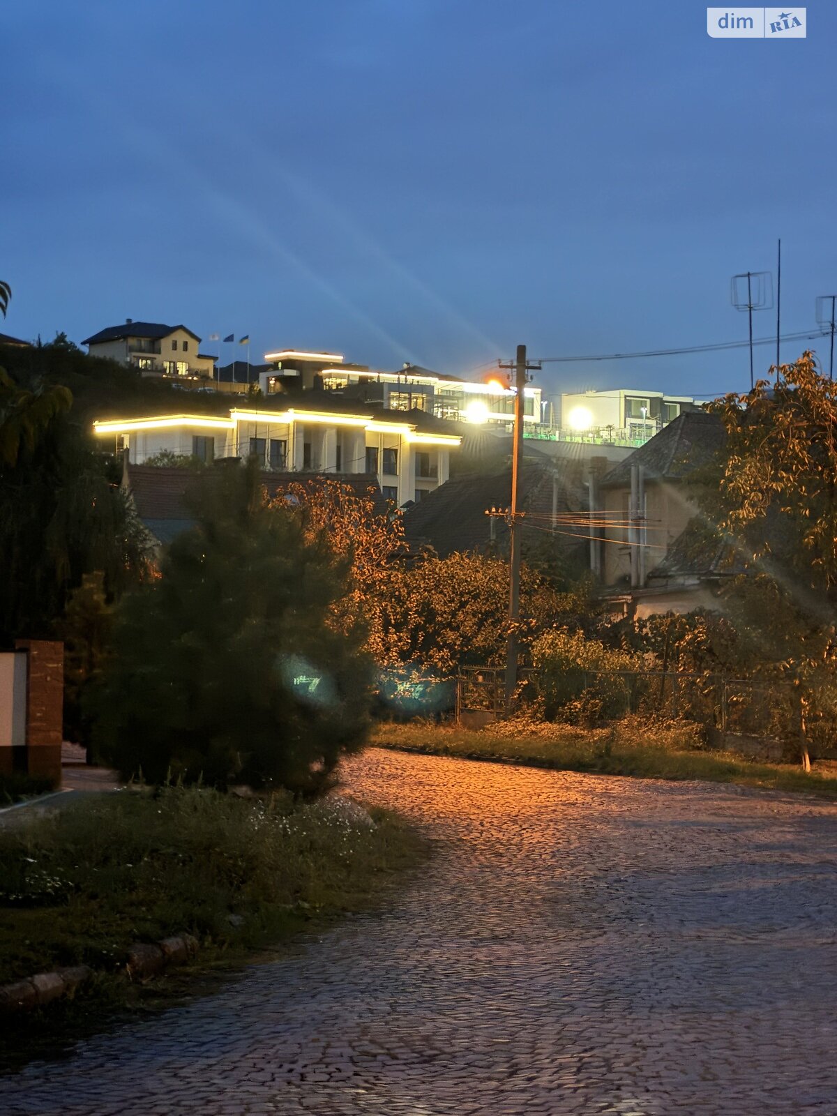 Продажа двухкомнатной квартиры в Ужгороде, на ул. Собранецкая 86, кв. 20, район Центр фото 1 Продажа двухкомнатной квартиры в Ужгороде, на ул. Собранецкая 86, кв. 20, район Центр фото 1
