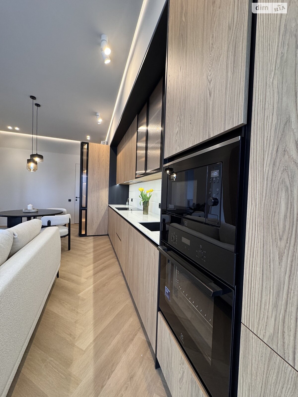 Продажа двухкомнатной квартиры в Ужгороде, на ул. Собранецкая 86, кв. 20, район Центр фото 1 Продажа двухкомнатной квартиры в Ужгороде, на ул. Собранецкая 86, кв. 20, район Центр фото 1