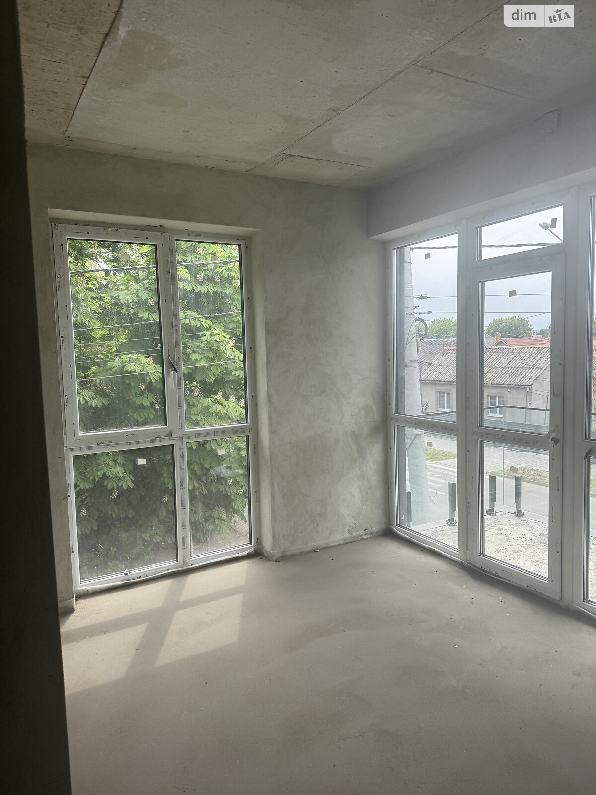 Продажа однокомнатной квартиры в Ужгороде, на ул. Собранецкая 100, район Центр фото 1 Продажа однокомнатной квартиры в Ужгороде, на ул. Собранецкая 100, район Центр фото 1
