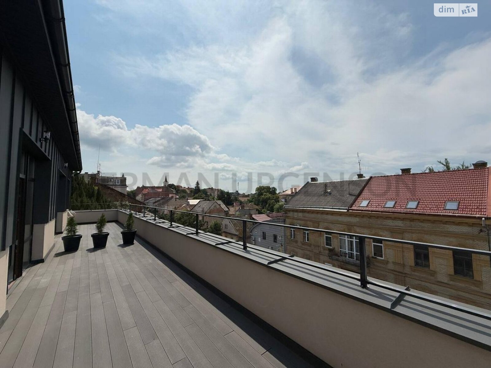 Продажа трехкомнатной квартиры в Ужгороде, на ул. Собранецкая, район Центр фото 1 Продажа трехкомнатной квартиры в Ужгороде, на ул. Собранецкая, район Центр фото 1