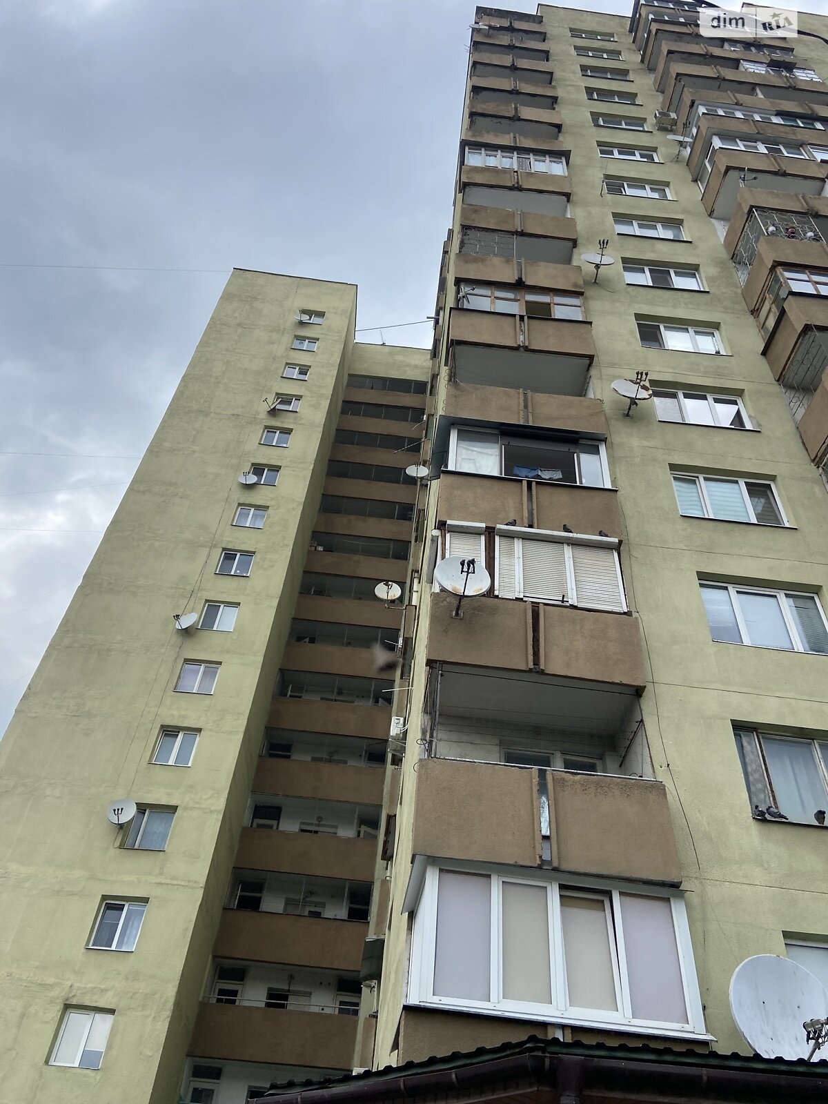 Продаж двокімнатної квартири в Ужгороді, на просп. Свободи 2, район Центр фото 1 Продаж двокімнатної квартири в Ужгороді, на просп. Свободи 2, район Центр фото 1