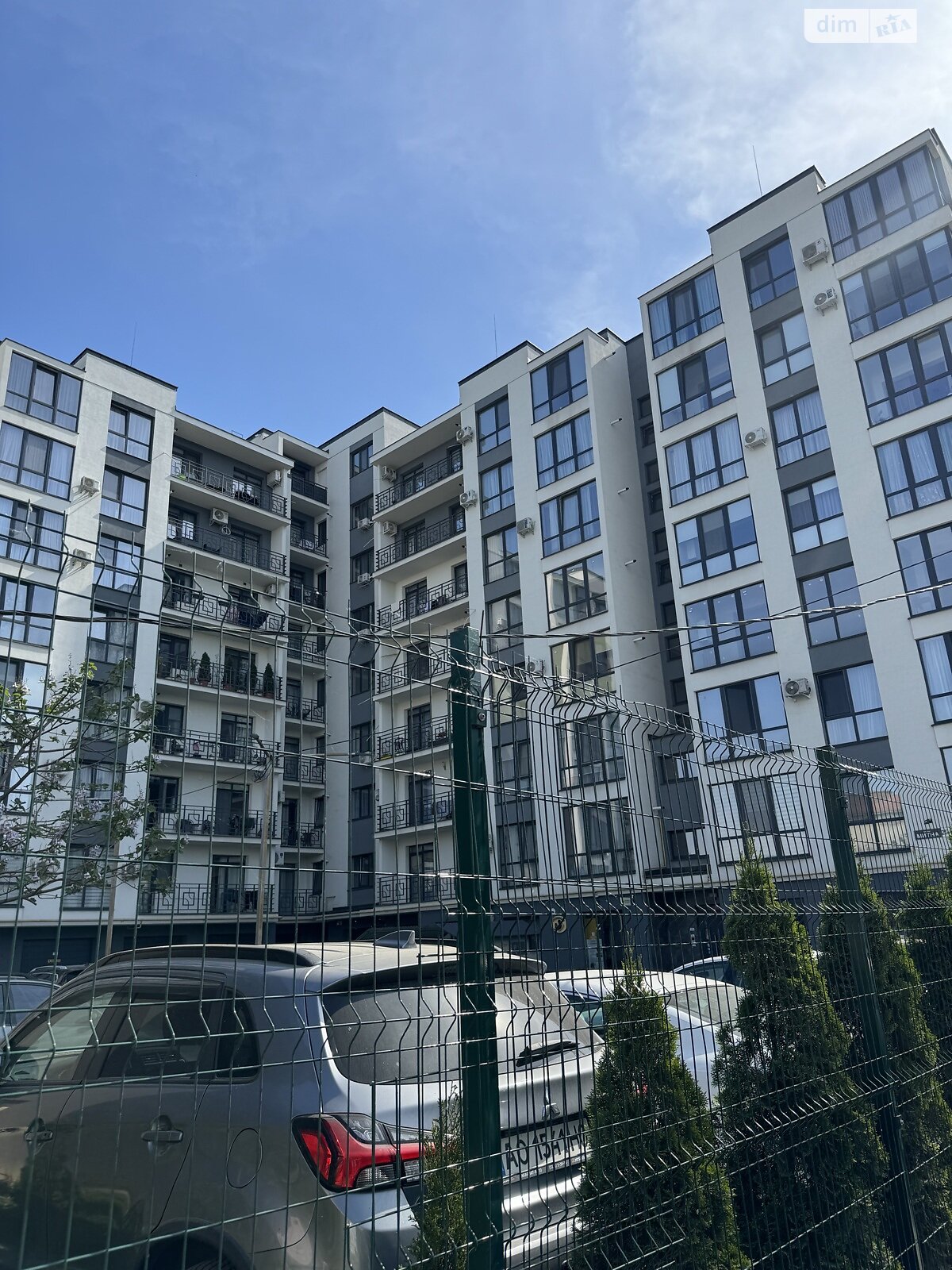 Продажа двухкомнатной квартиры в Ужгороде, на ул. Таможенная, район Центр фото 1 Продажа двухкомнатной квартиры в Ужгороде, на ул. Таможенная, район Центр фото 1