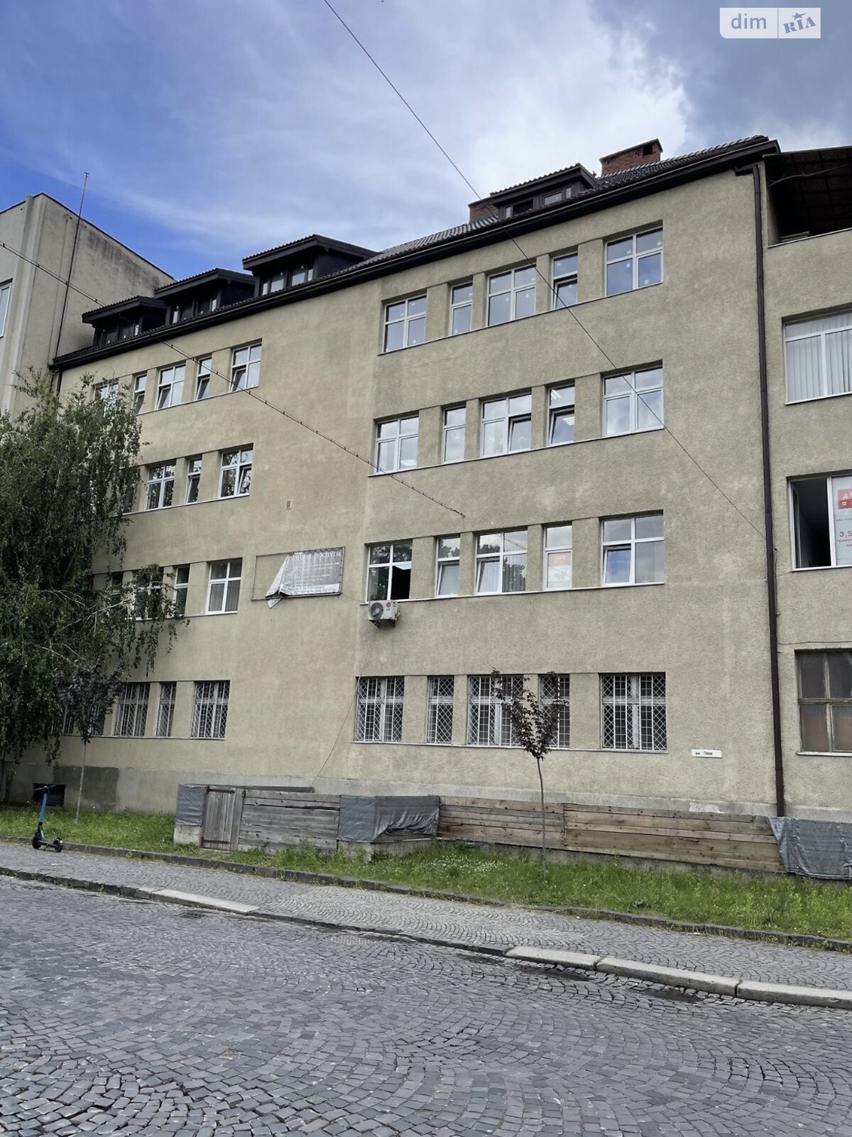 Продажа двухкомнатной квартиры в Ужгороде, на ул. Владимира Гошовского 4, район Центр фото 1 Продажа двухкомнатной квартиры в Ужгороде, на ул. Владимира Гошовского 4, район Центр фото 1