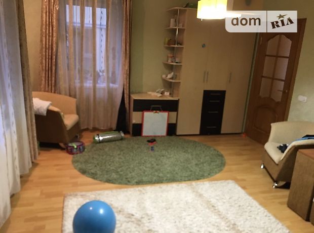 Продажа трехкомнатной квартиры в Ужгороде, на ул. Волошина район Центр фото 1 Продажа трехкомнатной квартиры в Ужгороде, на ул. Волошина район Центр фото 1
