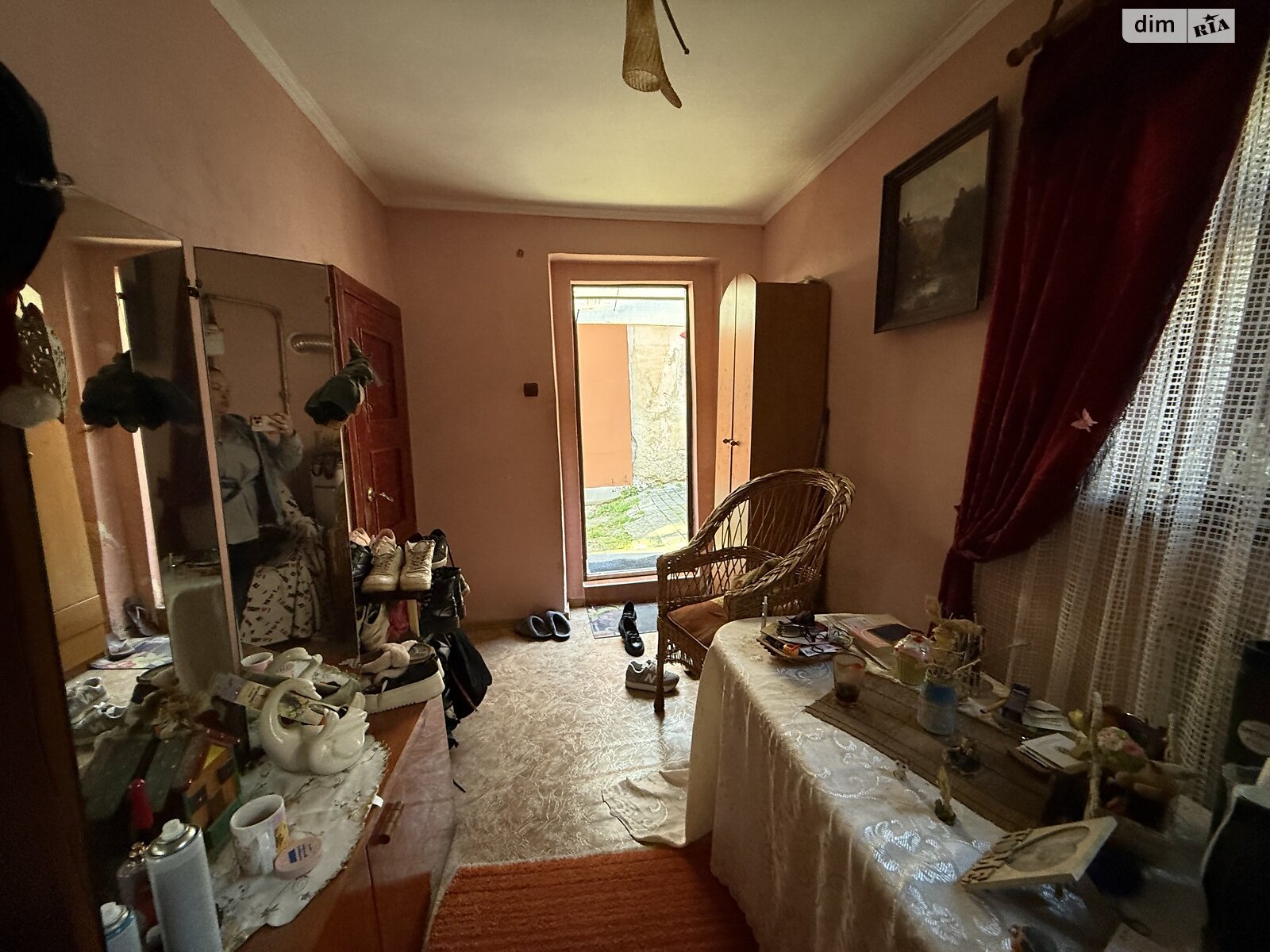 Продажа двухкомнатной квартиры в Ужгороде, на ул. Волошина, район Центр фото 1 Продажа двухкомнатной квартиры в Ужгороде, на ул. Волошина, район Центр фото 1