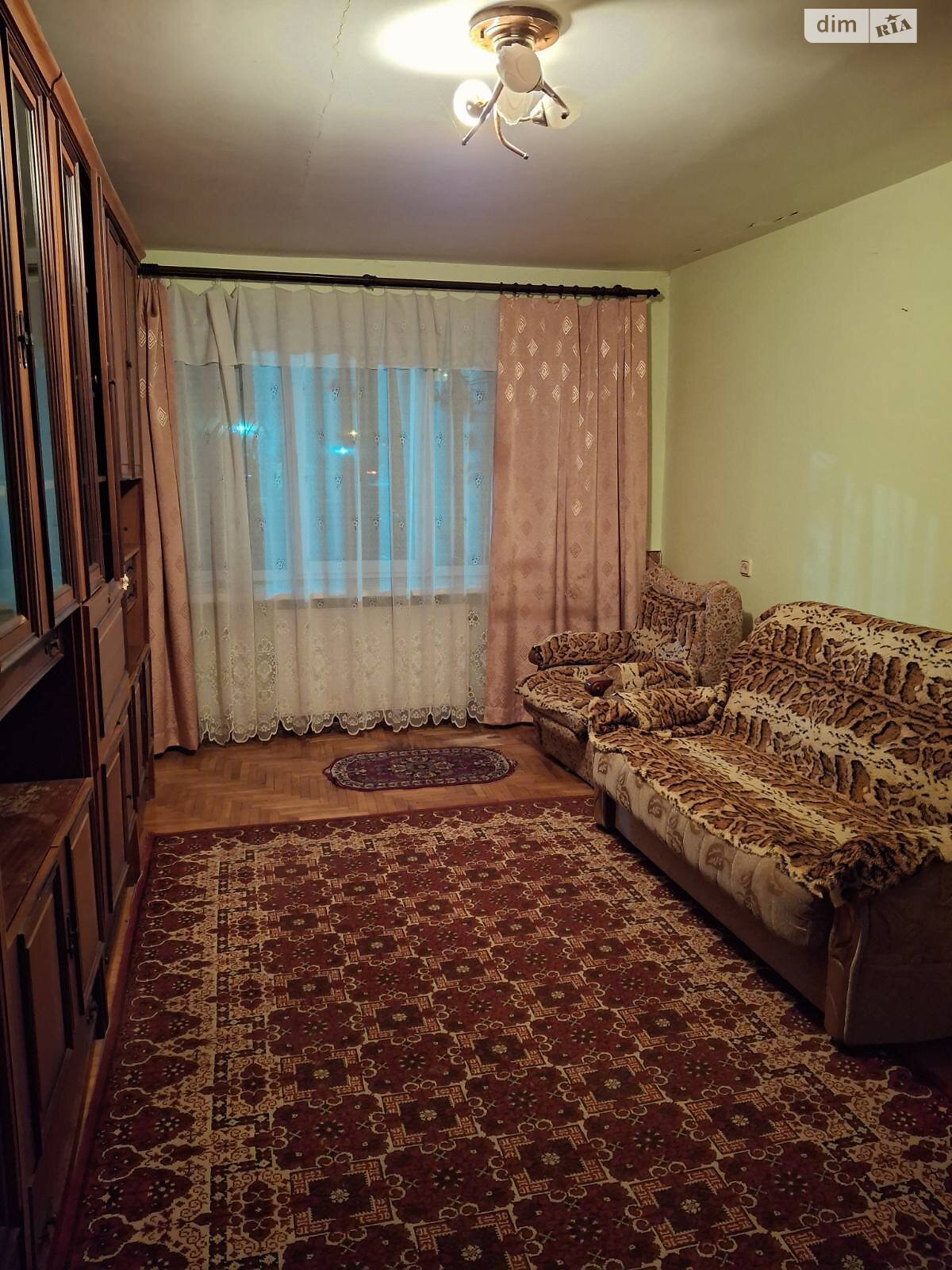 Продаж чотирикімнатної квартири в Ужгороді, на вул. Ярослава Геляса 6, район Центр фото 1 Продаж чотирикімнатної квартири в Ужгороді, на вул. Ярослава Геляса 6, район Центр фото 1