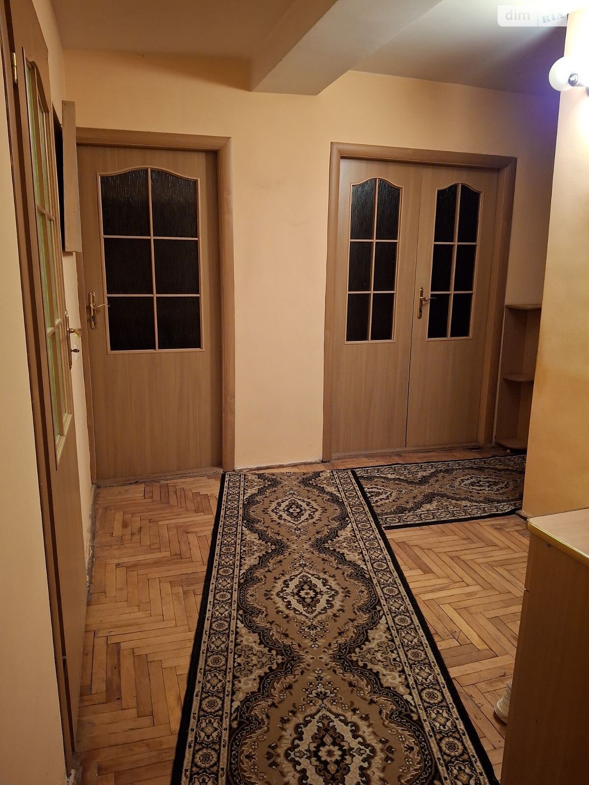 Продаж чотирикімнатної квартири в Ужгороді, на вул. Ярослава Геляса 6, район Центр фото 1 Продаж чотирикімнатної квартири в Ужгороді, на вул. Ярослава Геляса 6, район Центр фото 1