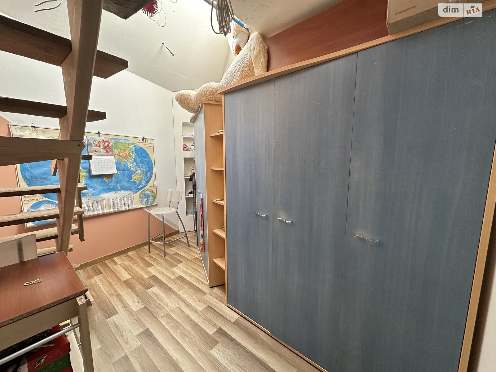 Продаж трикімнатної квартири в Ужгороді, на вул. Юрія Герца, район Центр фото 1 Продаж трикімнатної квартири в Ужгороді, на вул. Юрія Герца, район Центр фото 1