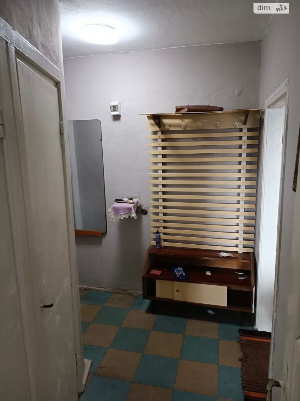 Продаж двокімнатної квартири в Ужгороді, на вул. Заньковецької 13, район Центр фото 1 Продаж двокімнатної квартири в Ужгороді, на вул. Заньковецької 13, район Центр фото 1
