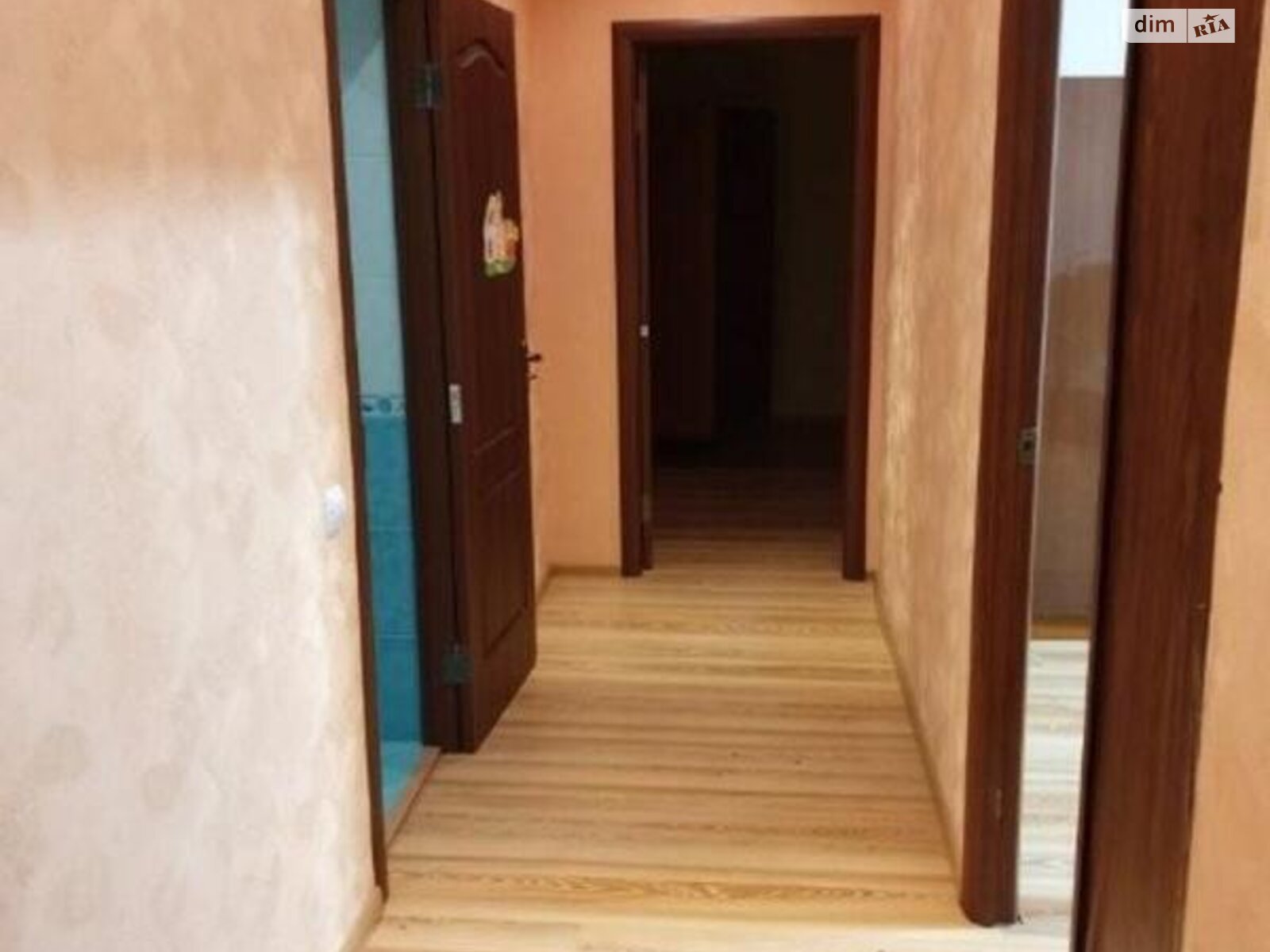 Продаж двокімнатної квартири в Ужгороді, на вул. Гленца 16, район Великий Галагов фото 1 Продаж двокімнатної квартири в Ужгороді, на вул. Гленца 16, район Великий Галагов фото 1