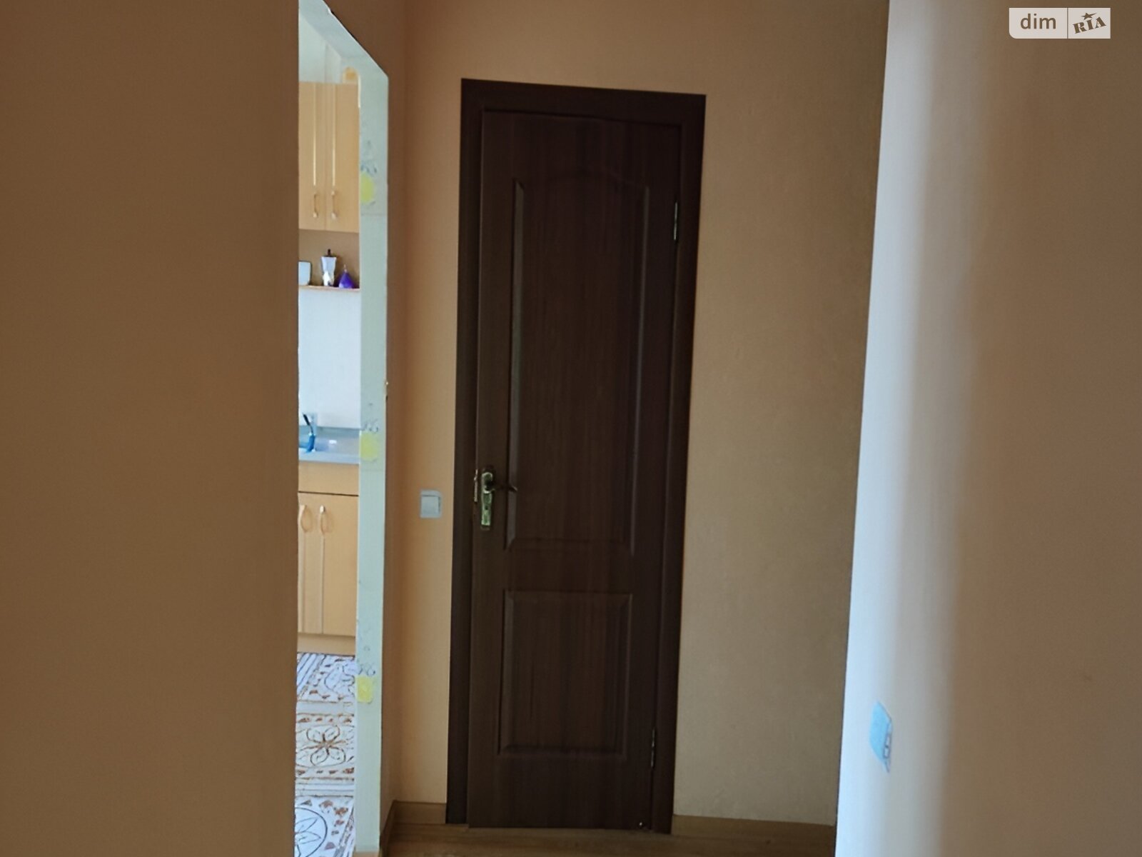 Продаж двокімнатної квартири в Ужгороді, на вул. Гленца 16, район Великий Галагов фото 1 Продаж двокімнатної квартири в Ужгороді, на вул. Гленца 16, район Великий Галагов фото 1
