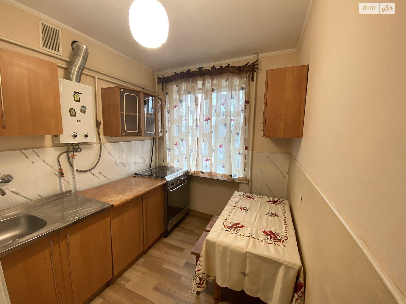 Продажа однокомнатной квартиры в Ужгороде, на ул. Национальной Гвардии 15/1, район Великий Галагов фото 1 Продажа однокомнатной квартиры в Ужгороде, на ул. Национальной Гвардии 15/1, район Великий Галагов фото 1