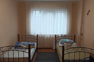 Продаж п`ятикімнатної квартири в Ужгороді, на вул. Загорська 26, район Великий Галагов фото 2