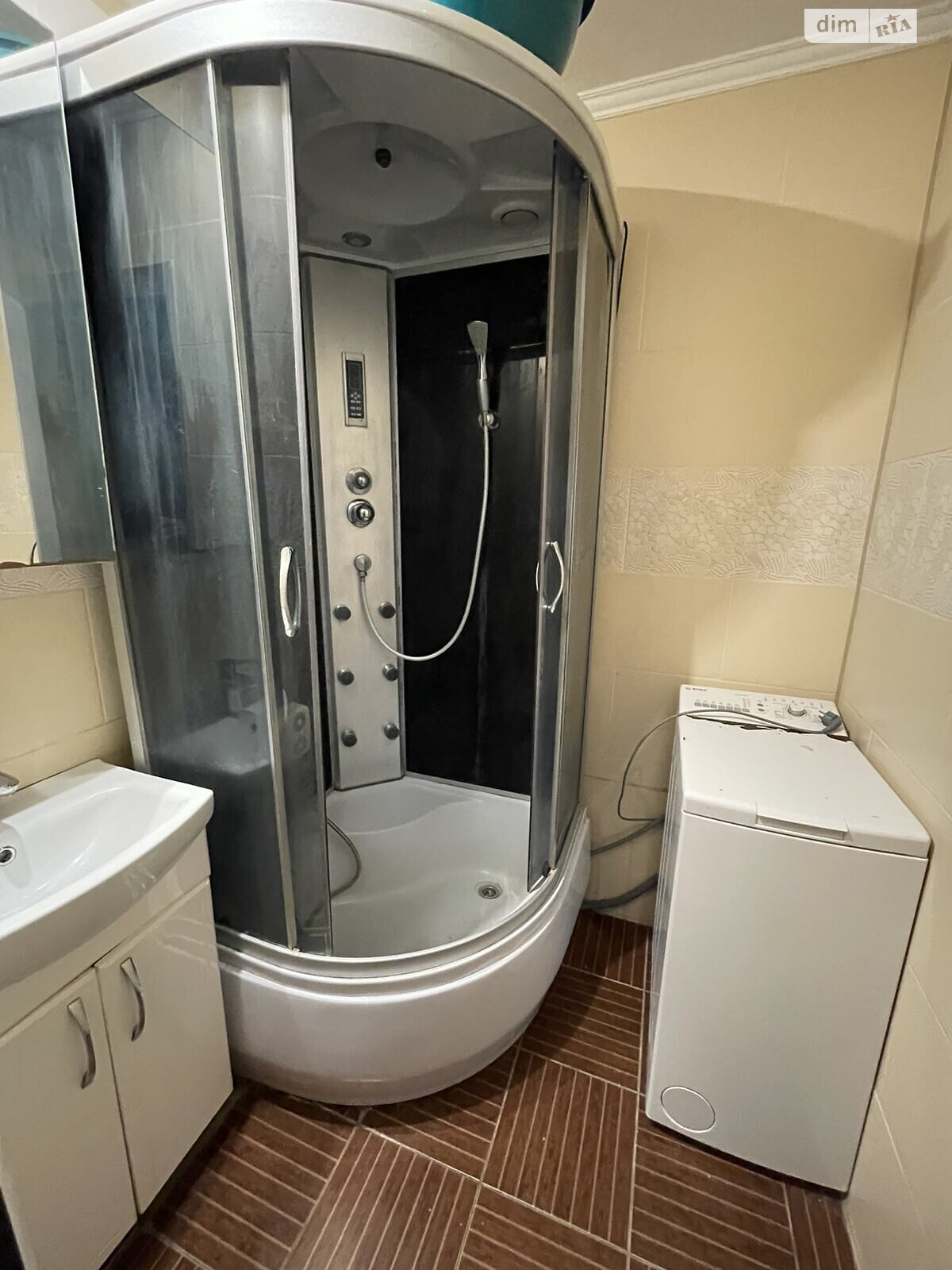 Продажа двухкомнатной квартиры в Ужгороде, на ул. Чендея Ивана, район Вербнык фото 1 Продажа двухкомнатной квартиры в Ужгороде, на ул. Чендея Ивана, район Вербнык фото 1