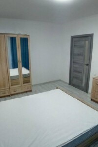 Продаж однокімнатної квартири в Ужгороді, на вул. Франтішека Тихого 13, район Вербник фото 2