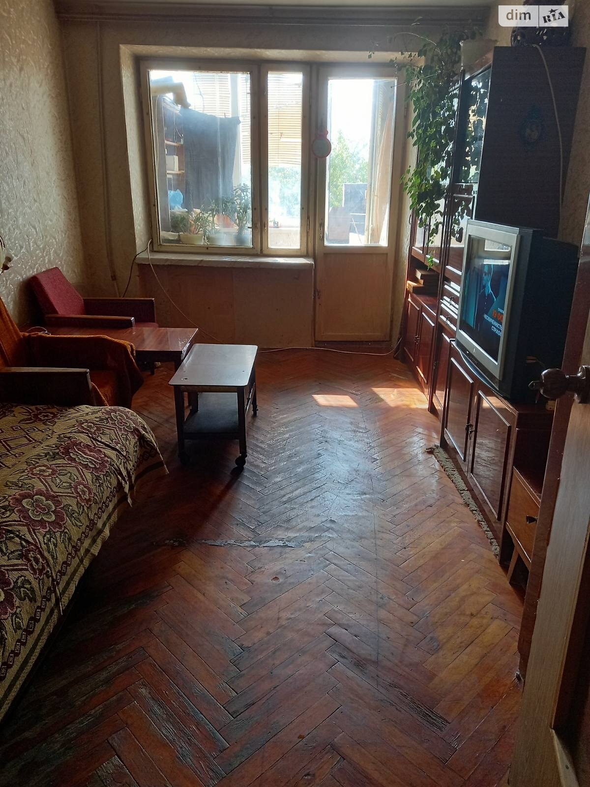 Продаж трикімнатної квартири в Ужгороді, на вул. Грушевського, район Вербник фото 1