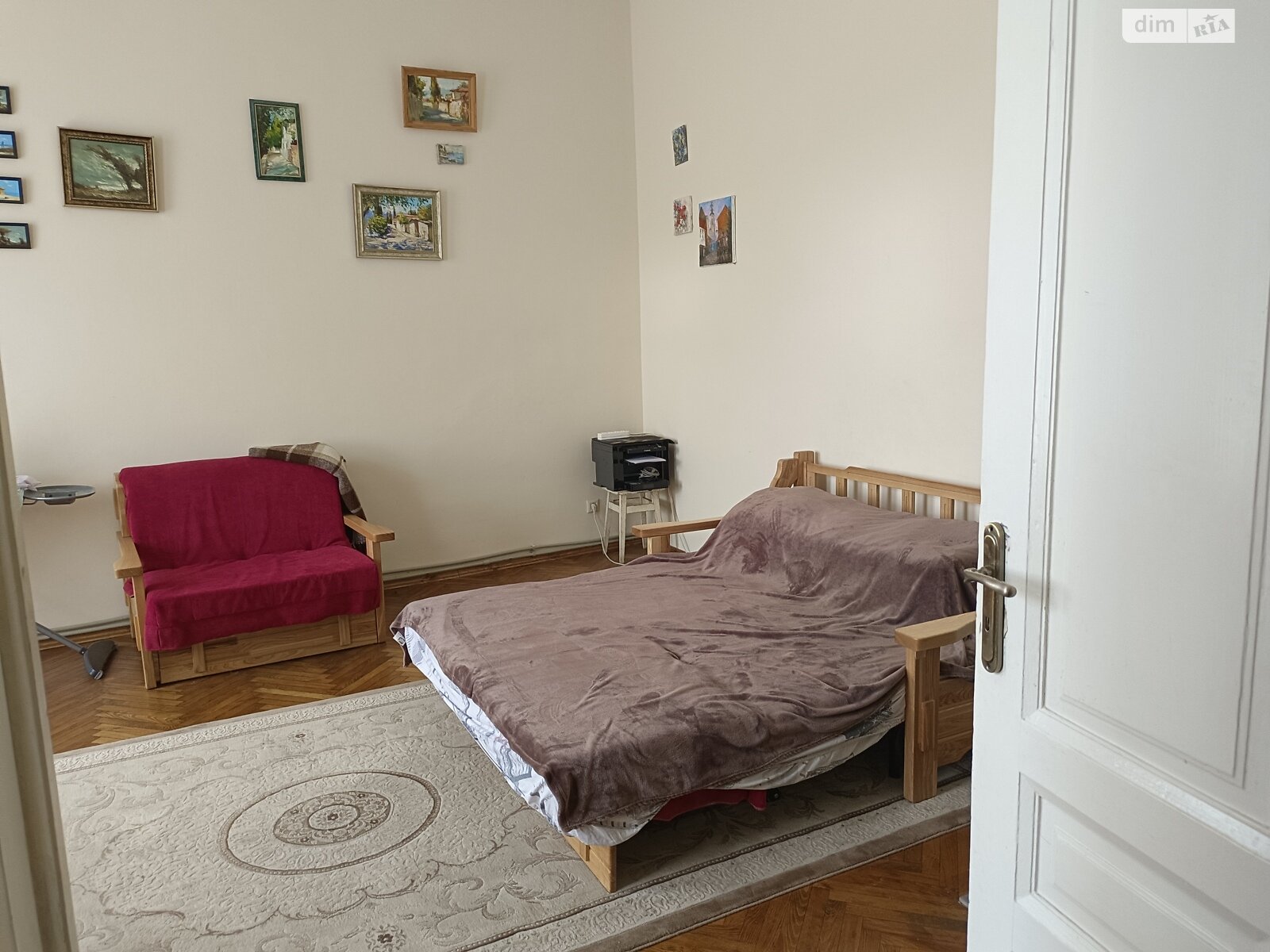 Продажа трехкомнатной квартиры в Ужгороде, на пл. Петефи Шандора 10, район Вербнык фото 1 Продажа трехкомнатной квартиры в Ужгороде, на пл. Петефи Шандора 10, район Вербнык фото 1