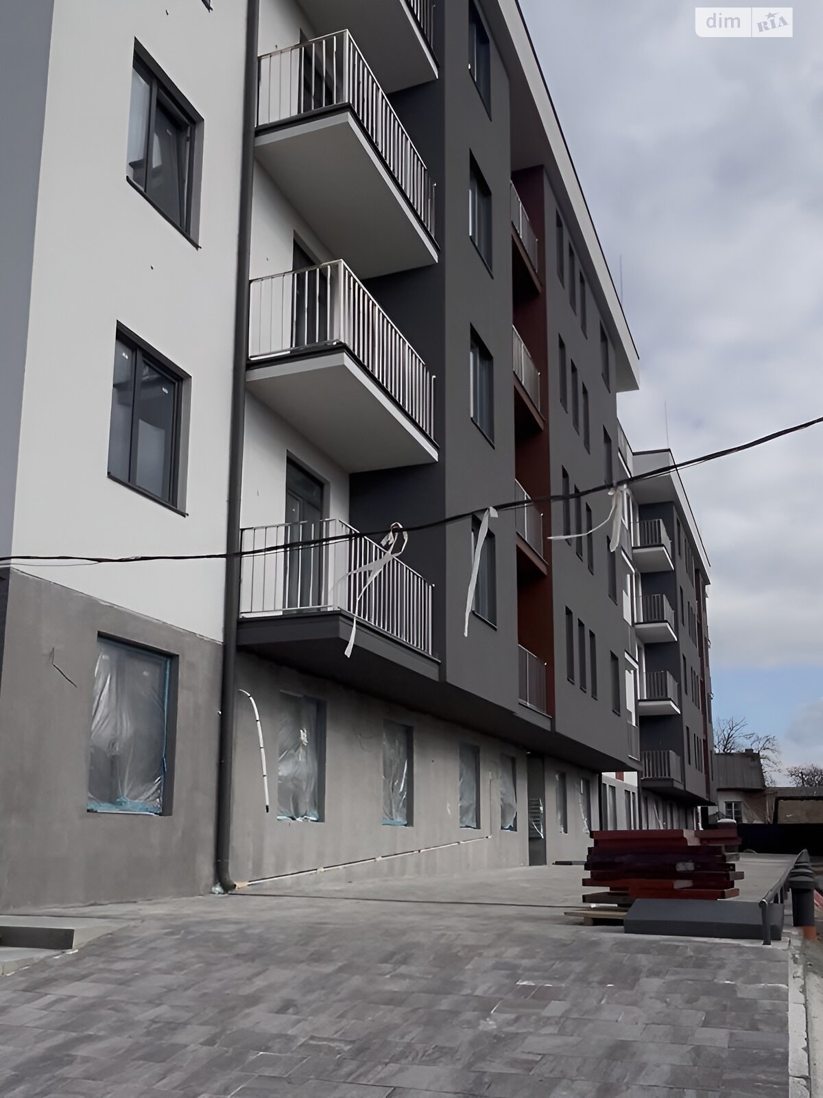 Продажа однокомнатной квартиры в Ужгороде, на ул. Русская 41, район Центр фото 1 Продажа однокомнатной квартиры в Ужгороде, на ул. Русская 41, район Центр фото 1