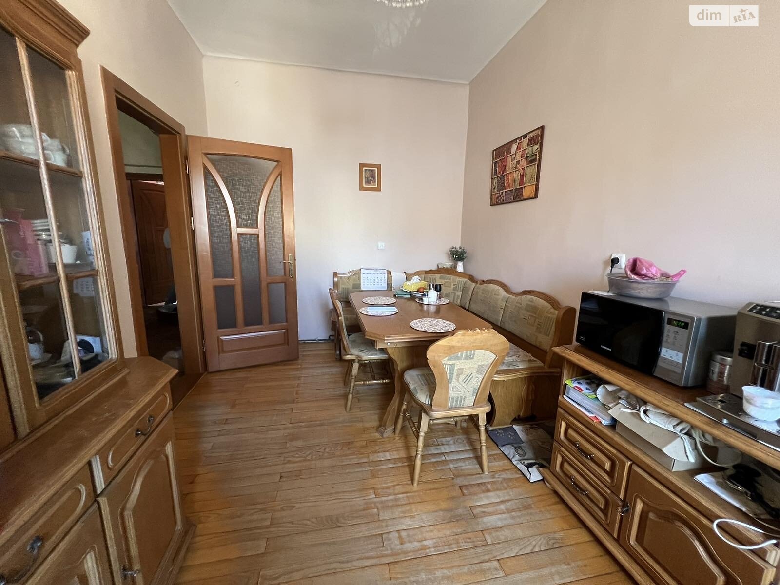 Продаж чотирикімнатної квартири в Ужгороді, на вул. Руська 9, район Вербник фото 1 Продаж чотирикімнатної квартири в Ужгороді, на вул. Руська 9, район Вербник фото 1