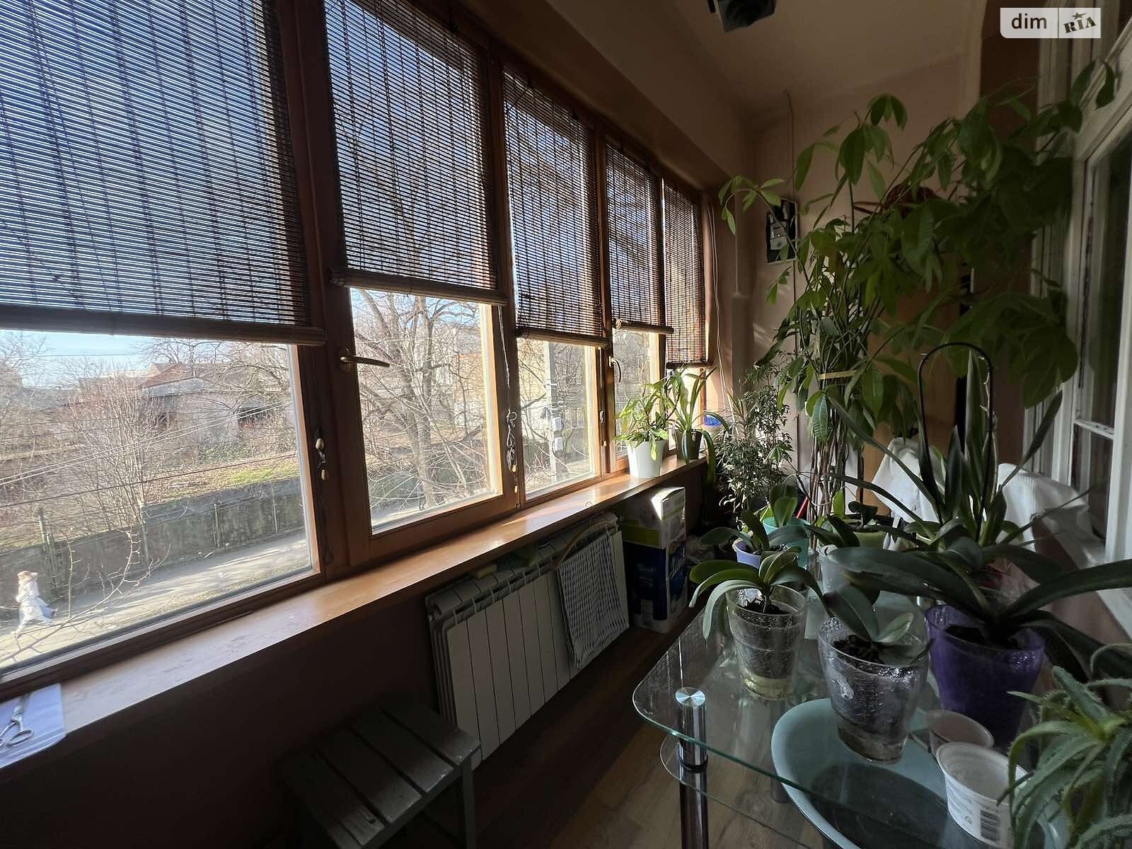 Продаж чотирикімнатної квартири в Ужгороді, на вул. Руська 9, район Вербник фото 1 Продаж чотирикімнатної квартири в Ужгороді, на вул. Руська 9, район Вербник фото 1