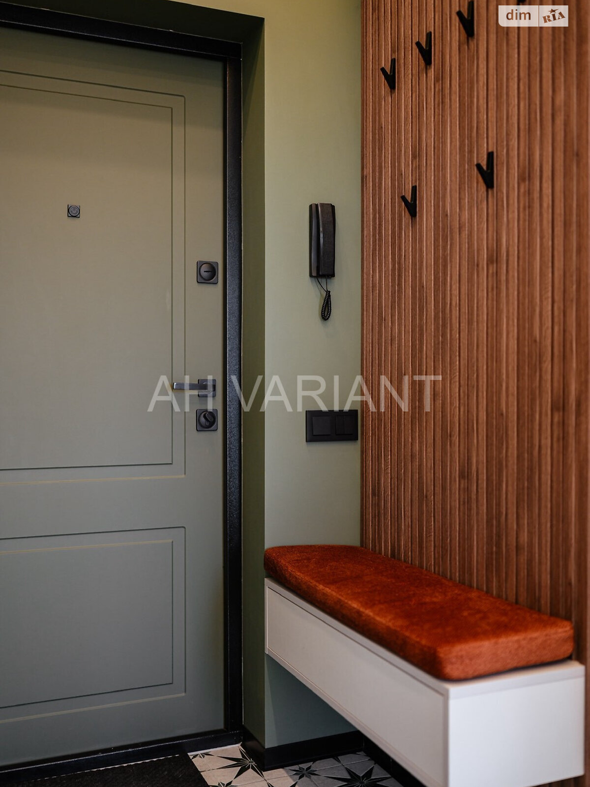 Продажа однокомнатной квартиры в Ужгороде, на ул. Русская, район Вербнык фото 1 Продажа однокомнатной квартиры в Ужгороде, на ул. Русская, район Вербнык фото 1