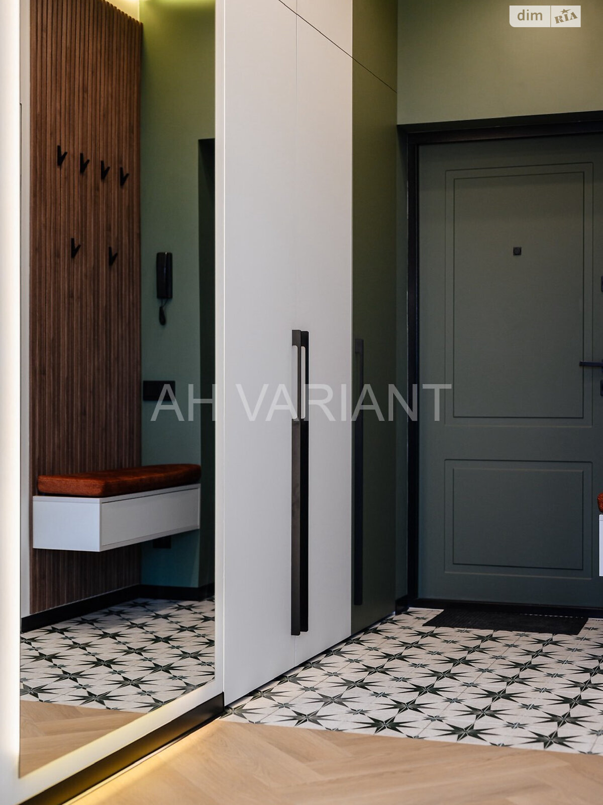 Продажа однокомнатной квартиры в Ужгороде, на ул. Русская, район Вербнык фото 1 Продажа однокомнатной квартиры в Ужгороде, на ул. Русская, район Вербнык фото 1