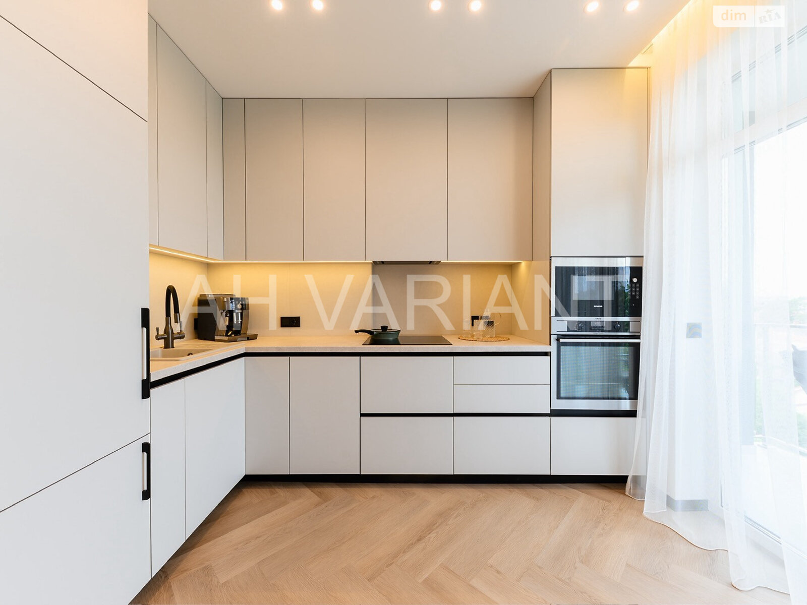 Продажа однокомнатной квартиры в Ужгороде, на ул. Русская, район Вербнык фото 1 Продажа однокомнатной квартиры в Ужгороде, на ул. Русская, район Вербнык фото 1