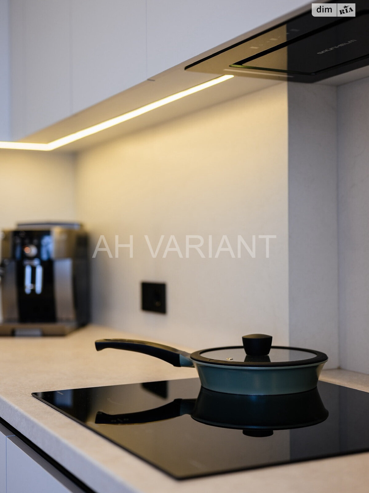 Продажа однокомнатной квартиры в Ужгороде, на ул. Русская, район Вербнык фото 1 Продажа однокомнатной квартиры в Ужгороде, на ул. Русская, район Вербнык фото 1