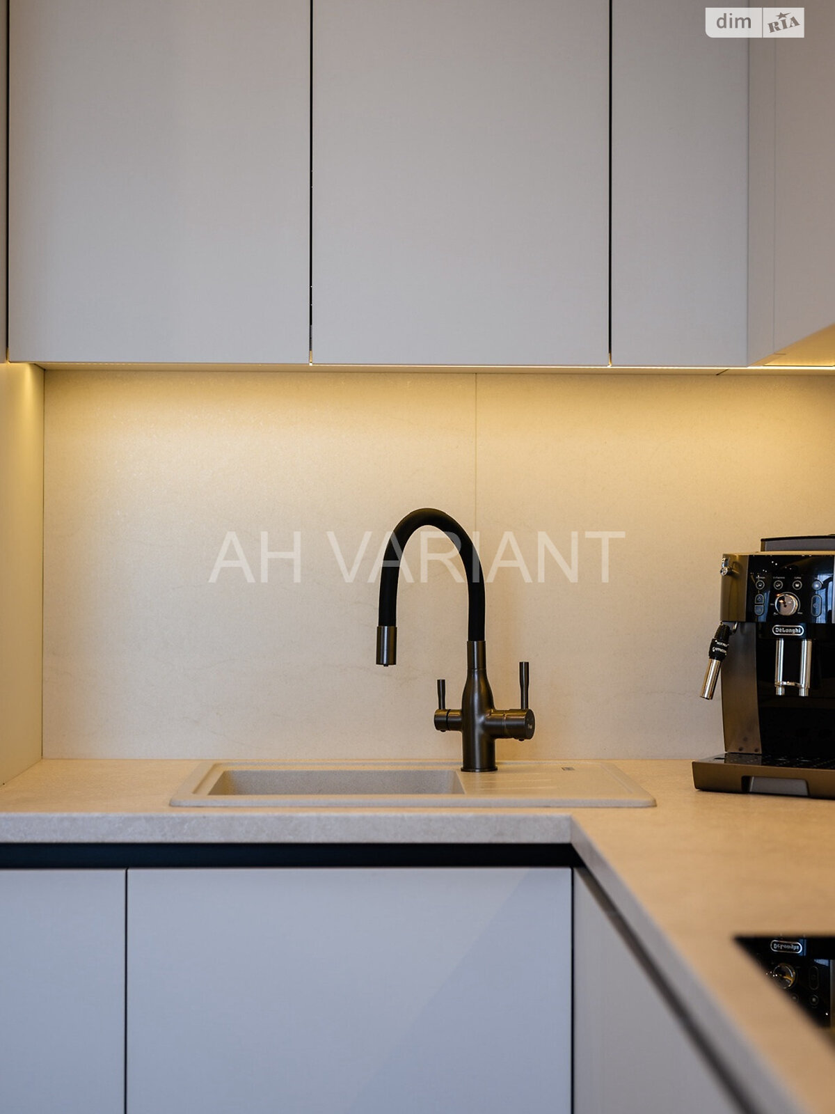 Продажа однокомнатной квартиры в Ужгороде, на ул. Русская, район Вербнык фото 1 Продажа однокомнатной квартиры в Ужгороде, на ул. Русская, район Вербнык фото 1